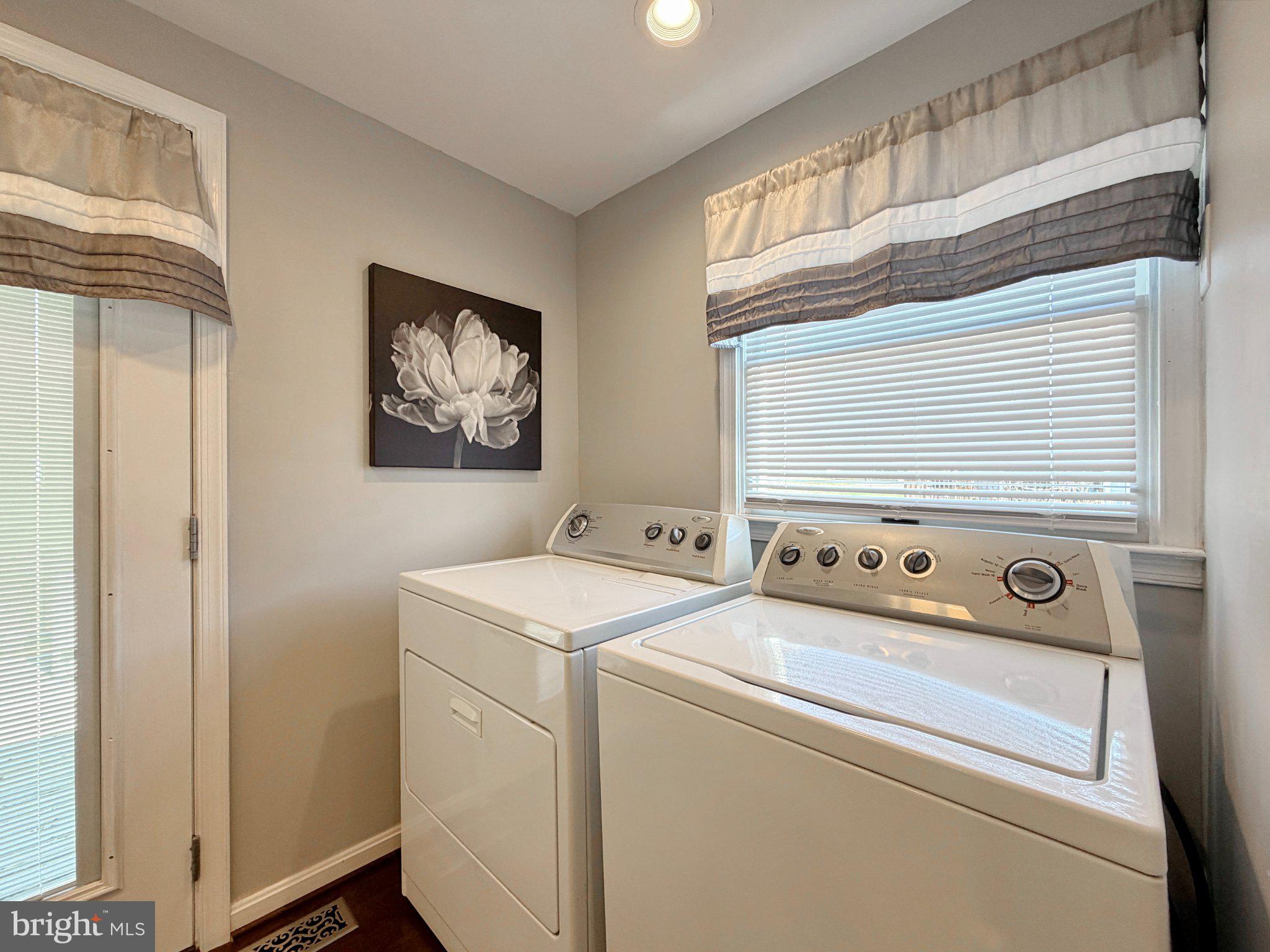 HAWTHORNE SPRINGS - Residential