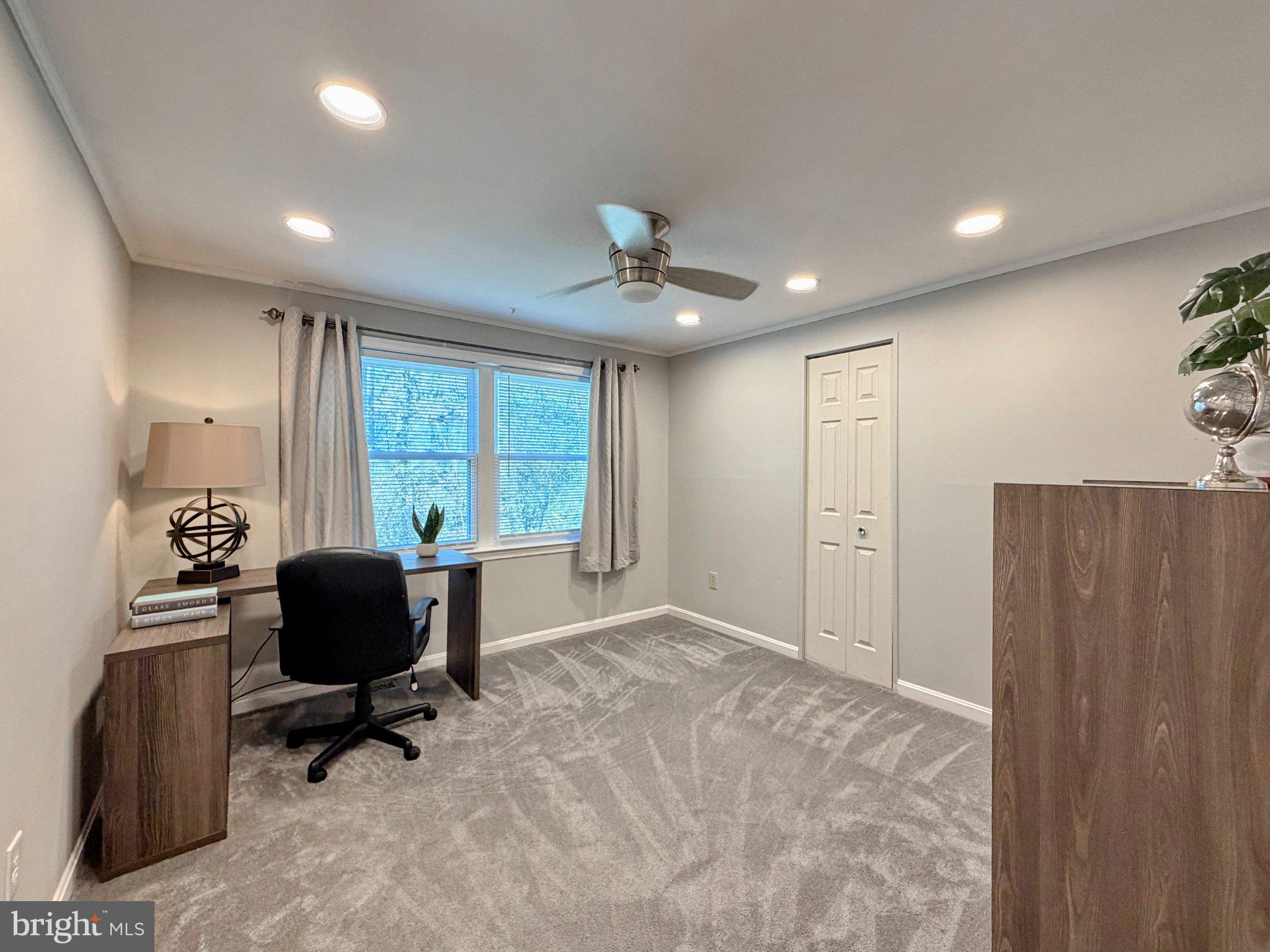 HAWTHORNE SPRINGS - Residential