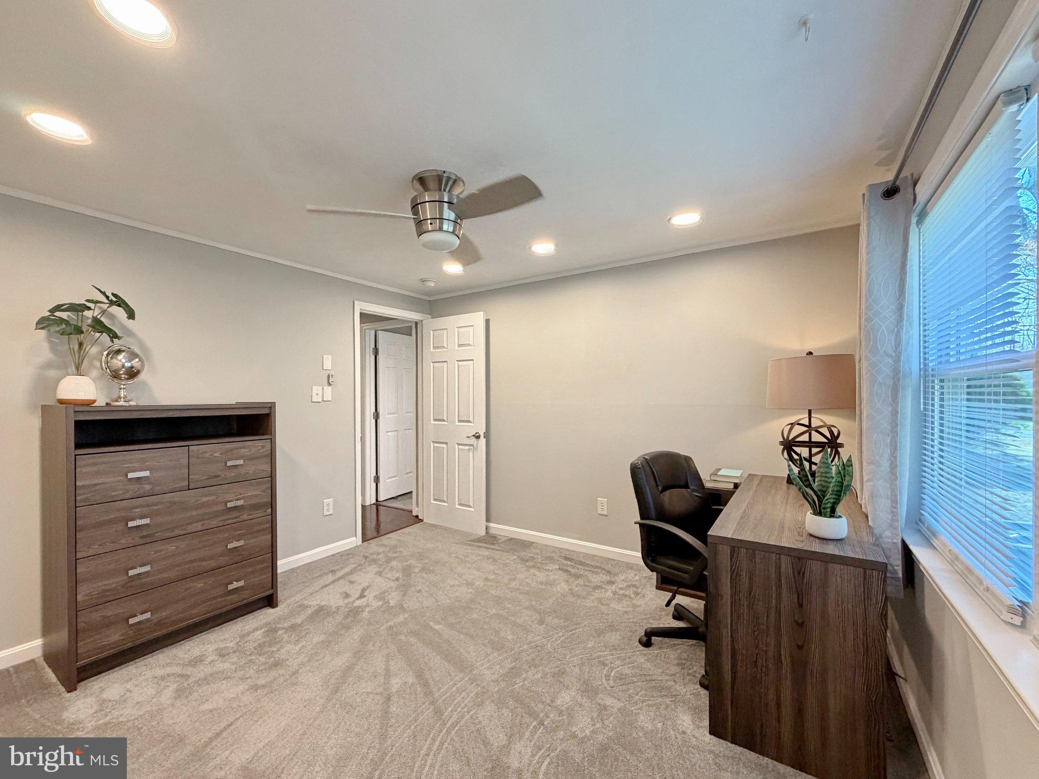 HAWTHORNE SPRINGS - Residential