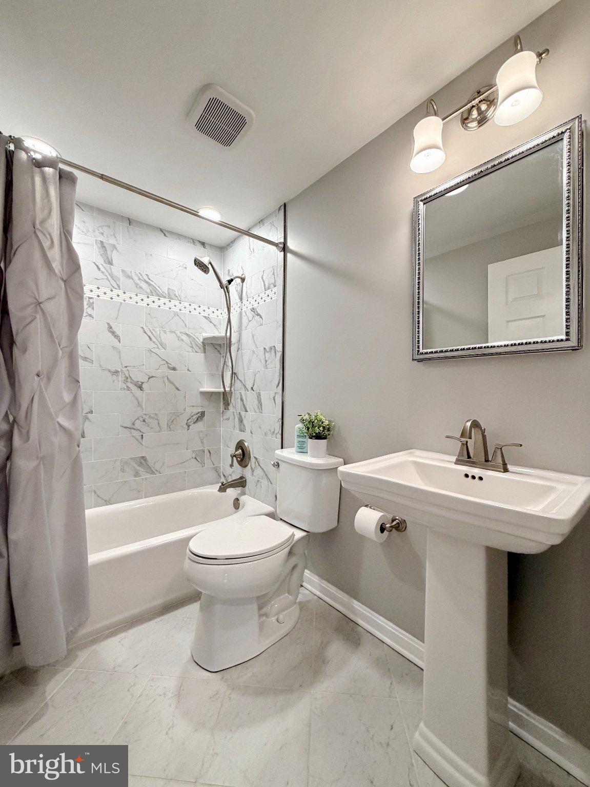 HAWTHORNE SPRINGS - Residential