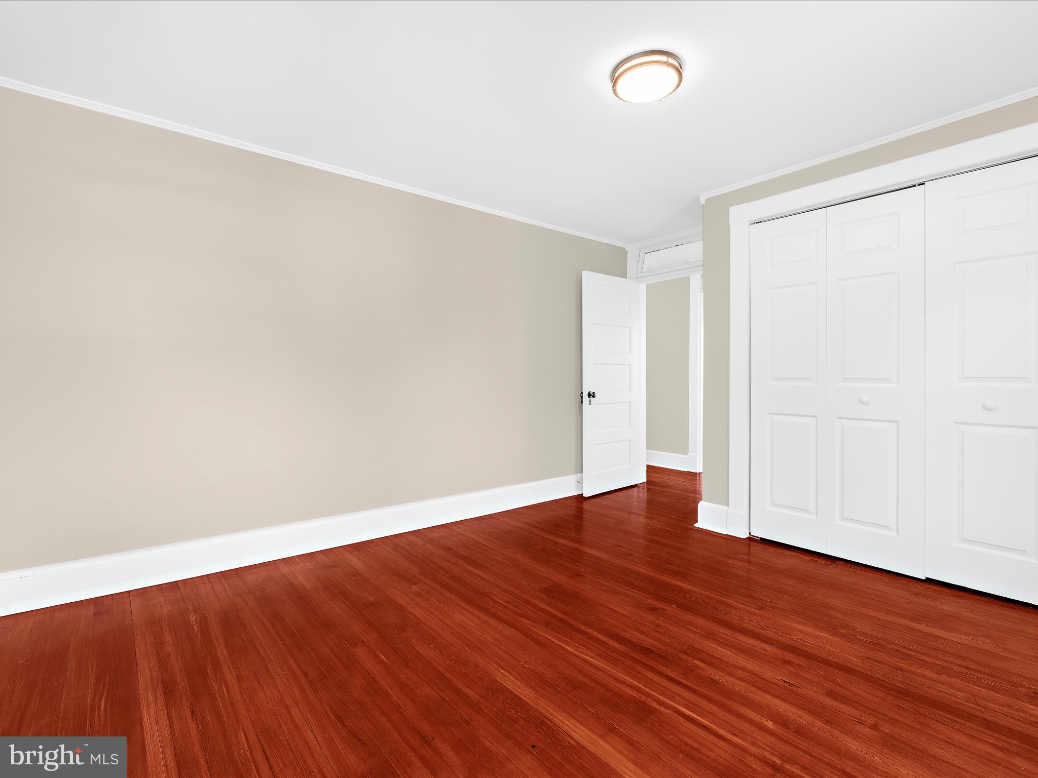 INGLESIDE - Residential