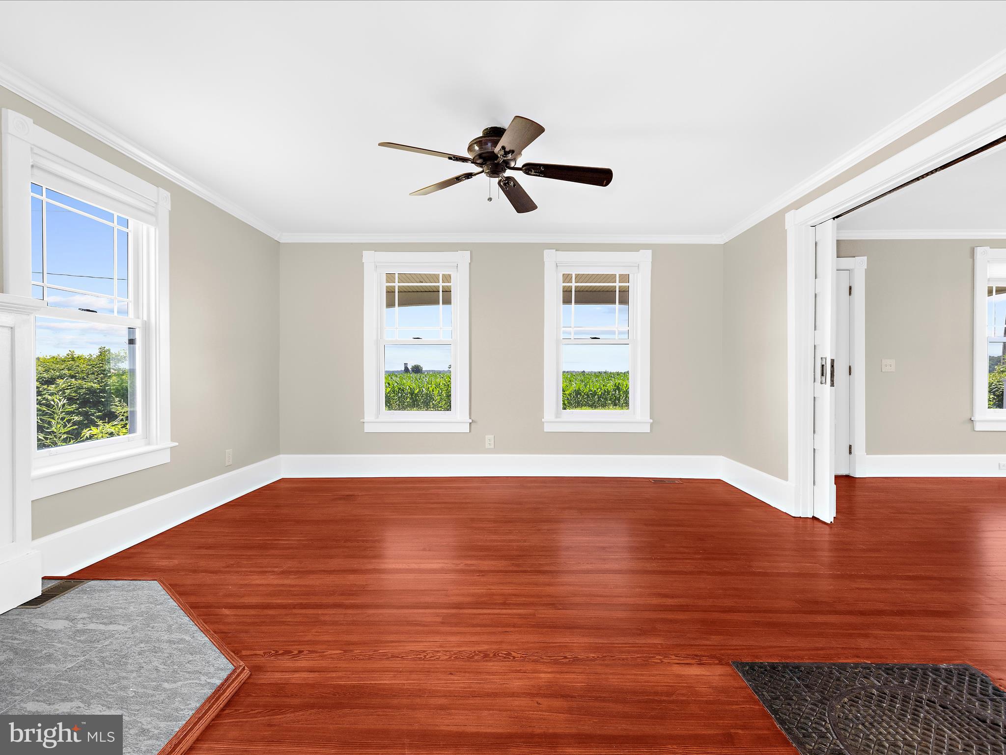 INGLESIDE - Residential