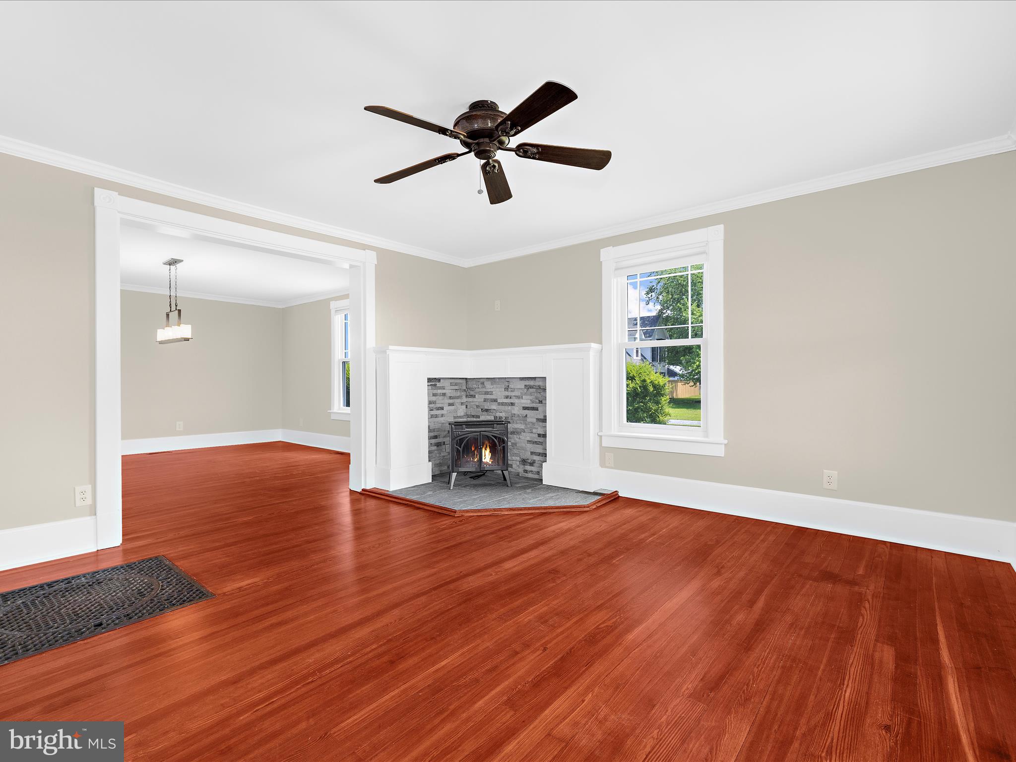 INGLESIDE - Residential