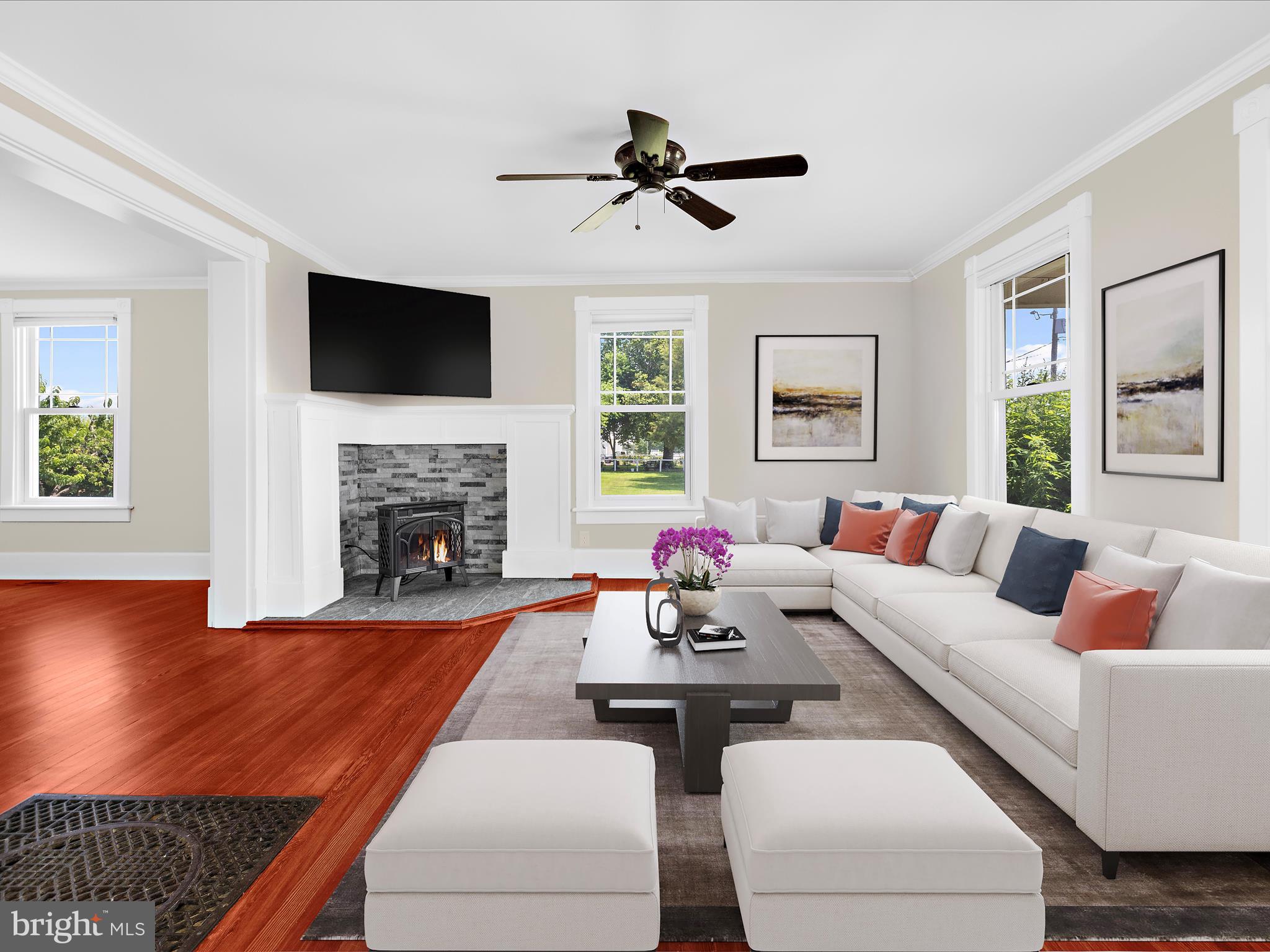 INGLESIDE - Residential