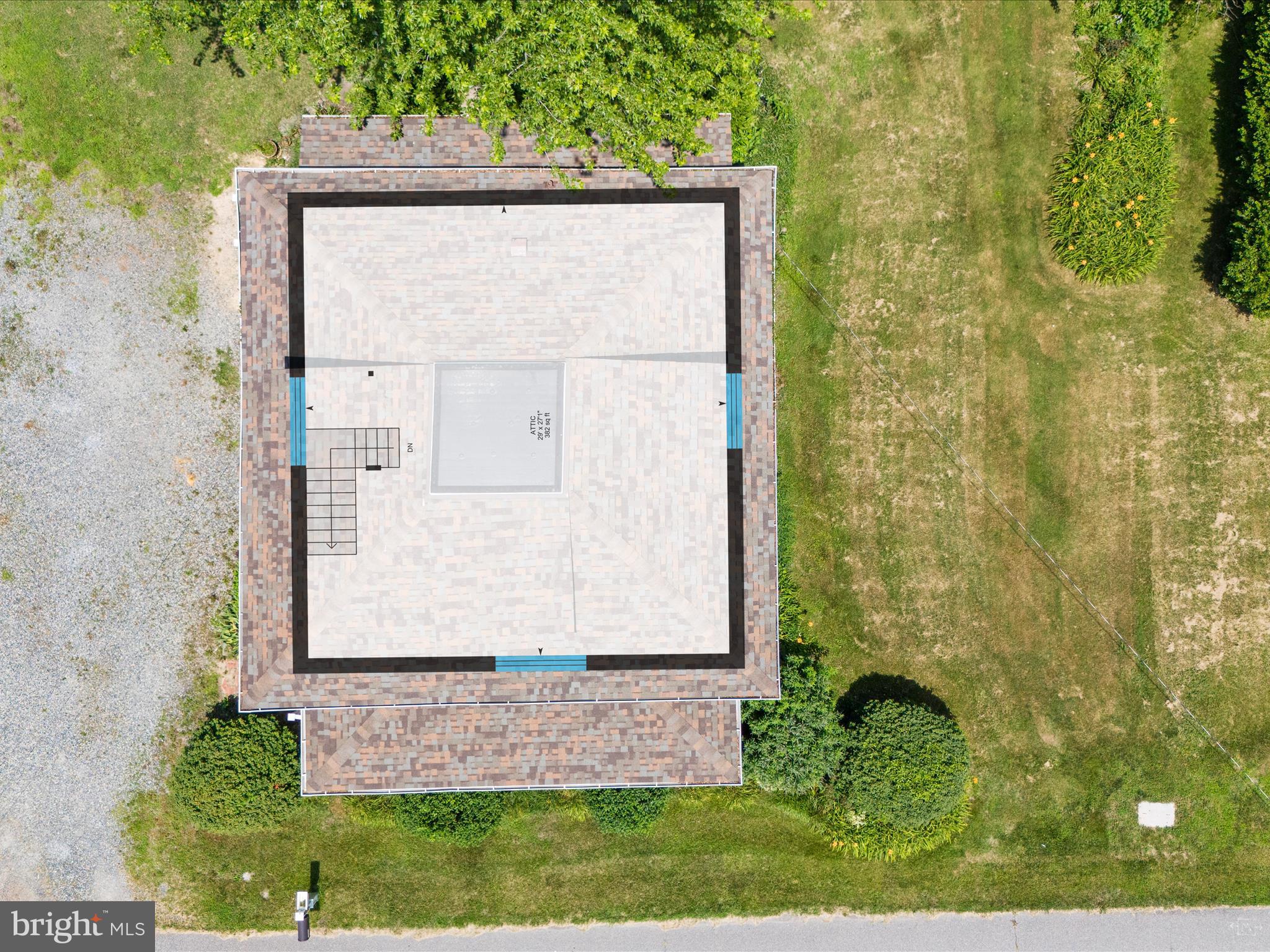 INGLESIDE - Residential