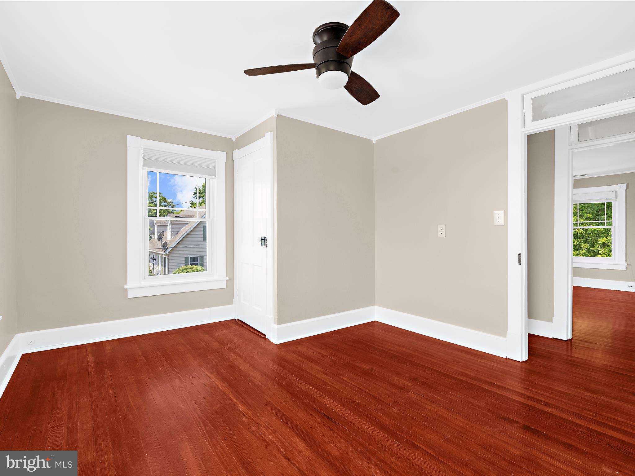 INGLESIDE - Residential