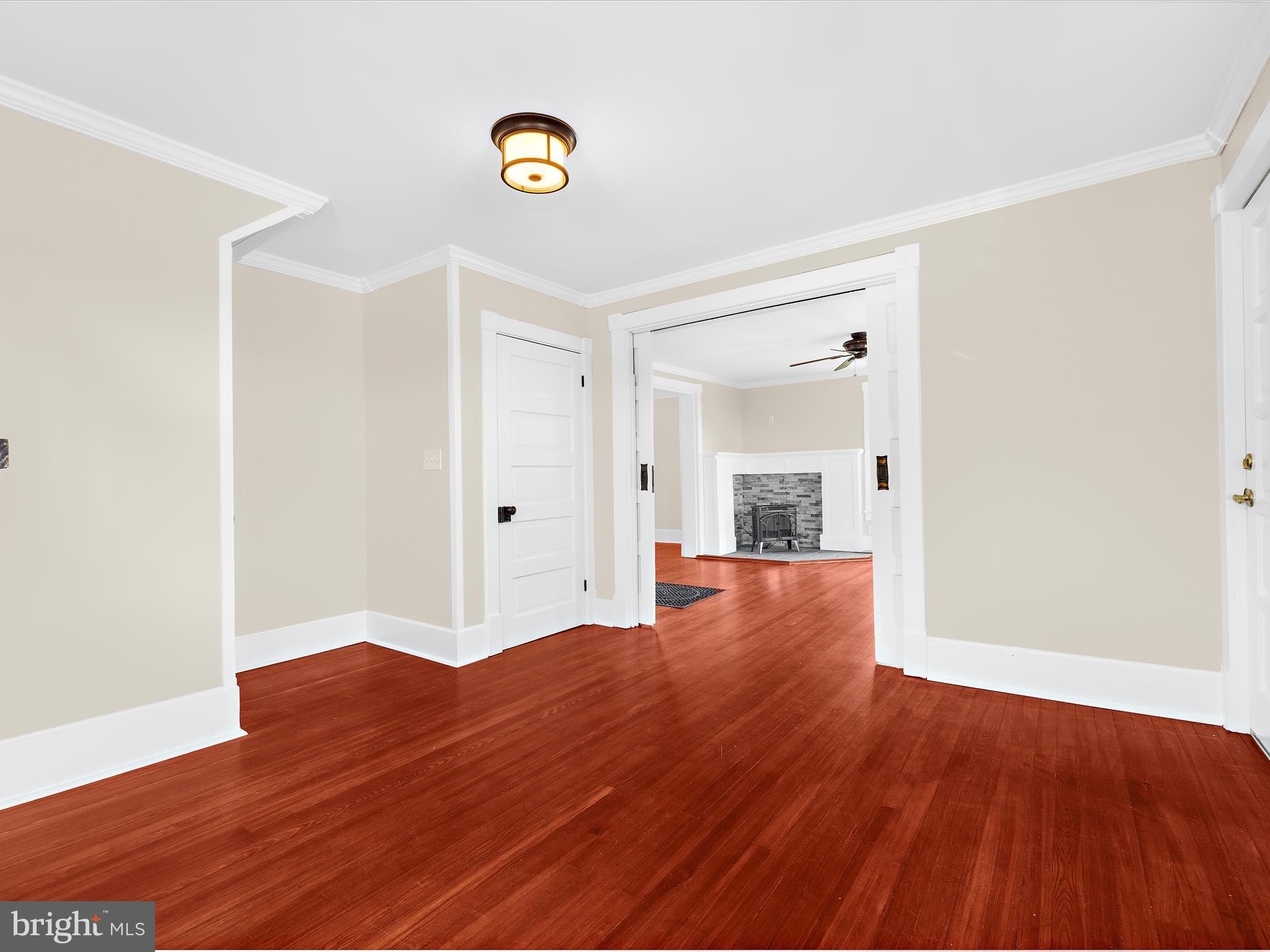 INGLESIDE - Residential