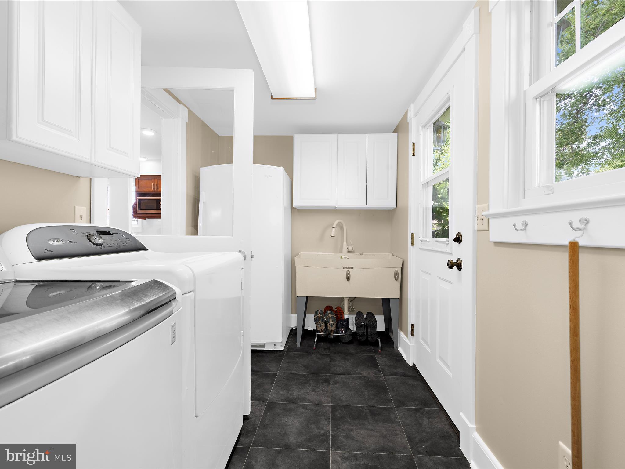 INGLESIDE - Residential