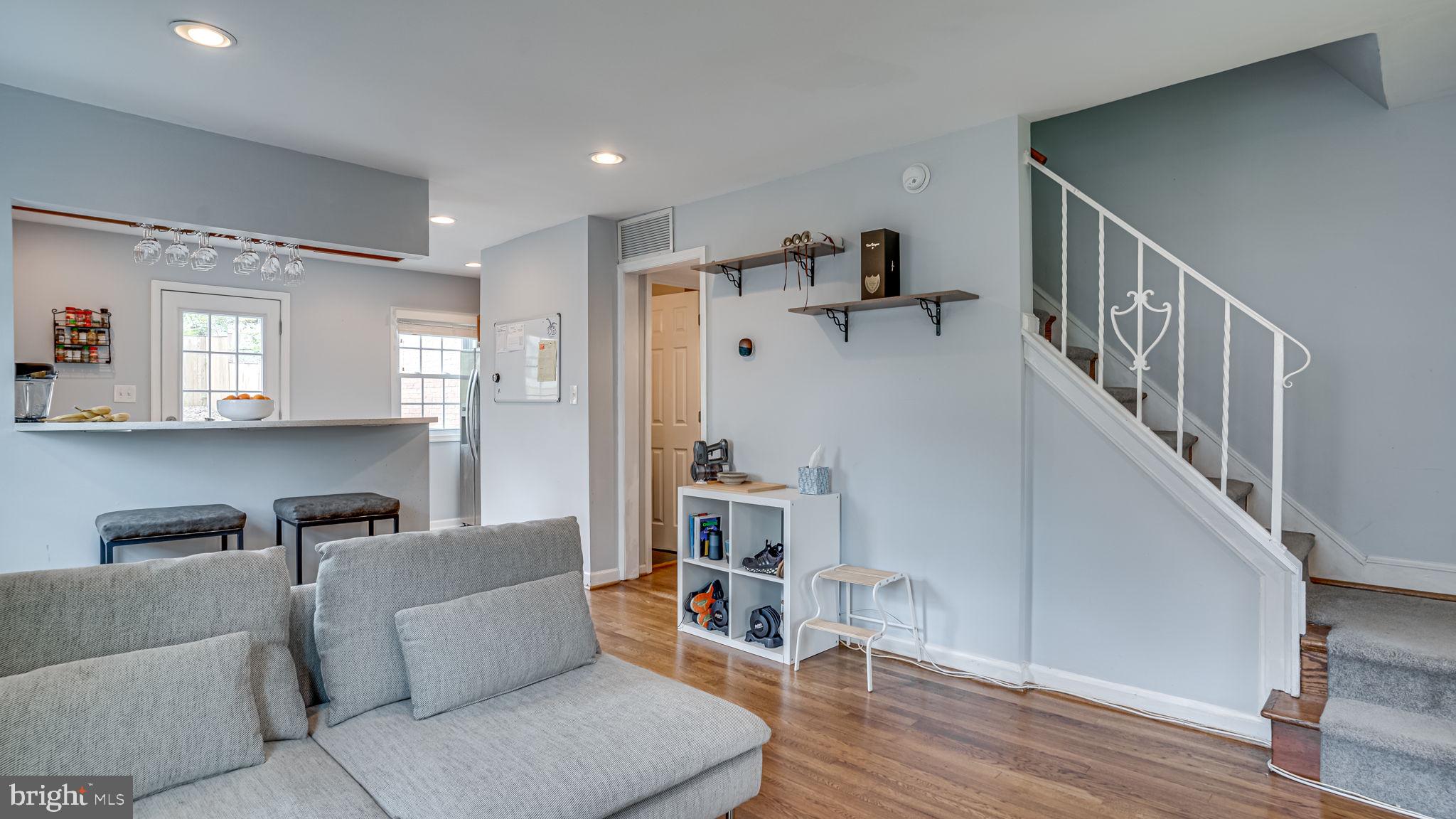 HUNTINGTON - Residential Lease