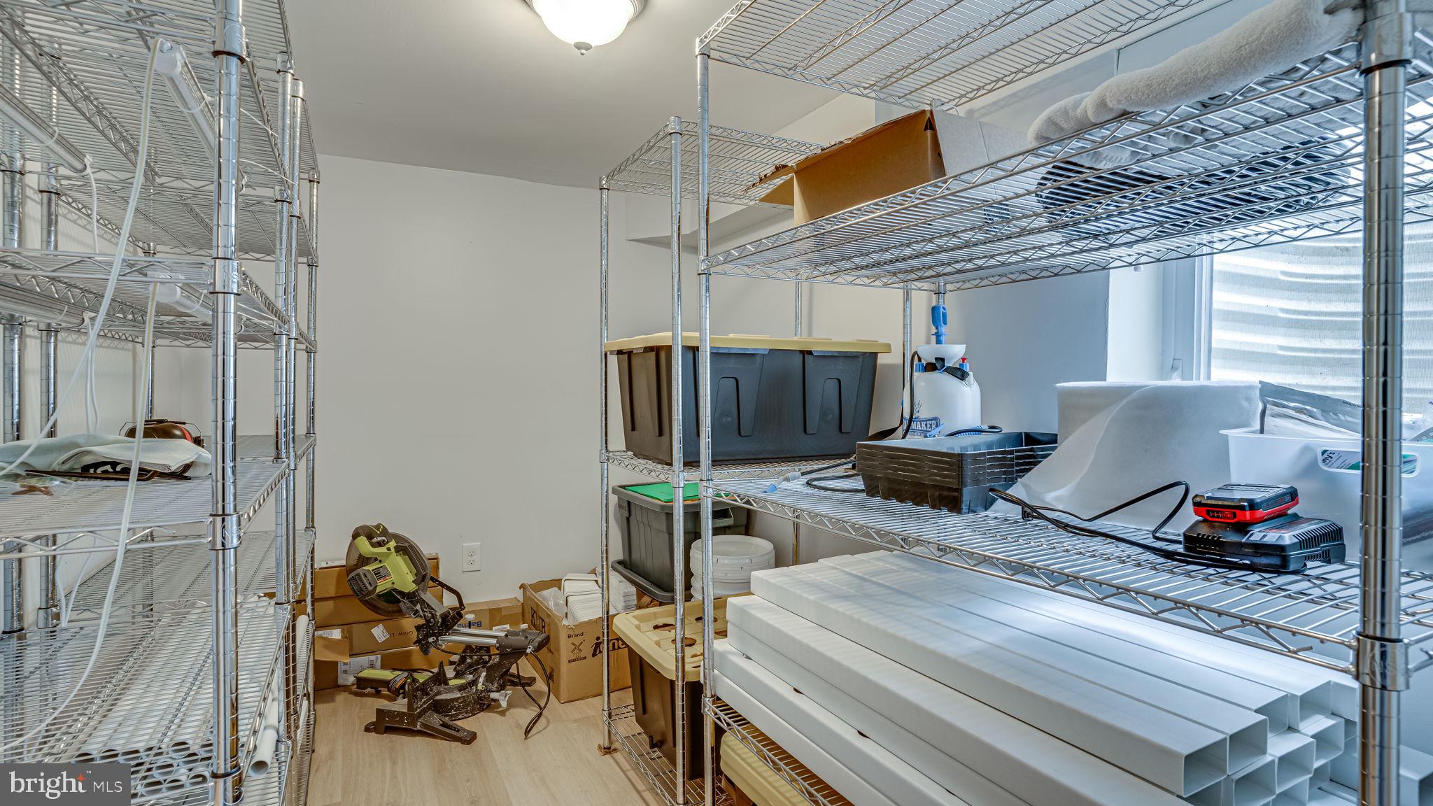 HUNTINGTON - Residential Lease