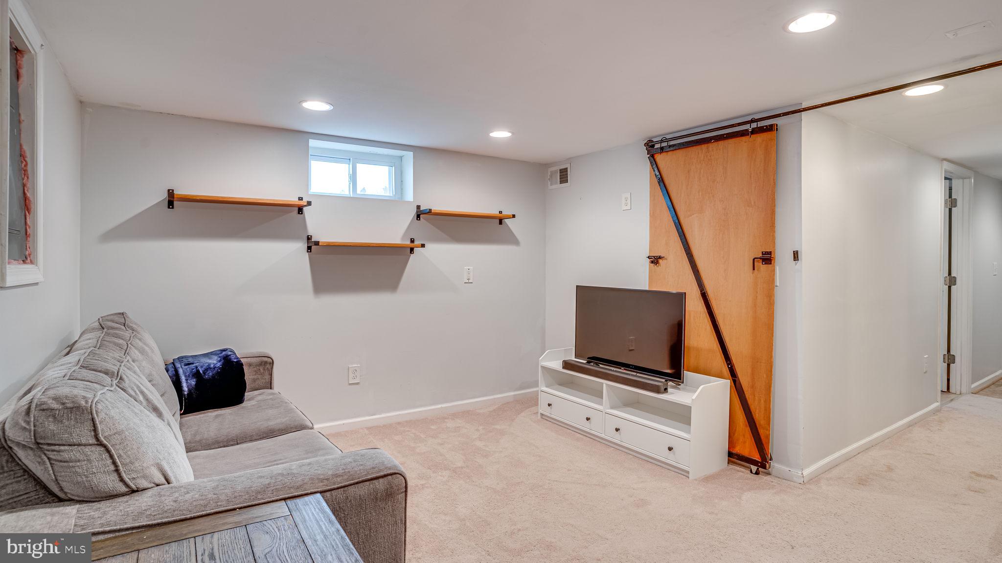 HUNTINGTON - Residential Lease