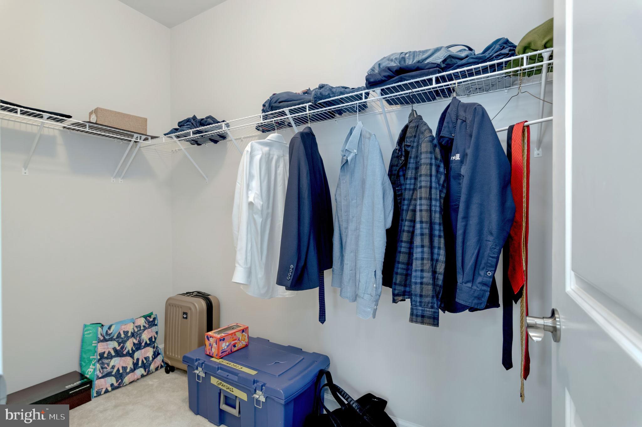 CADENCE AT LANSDOWNE - Residential