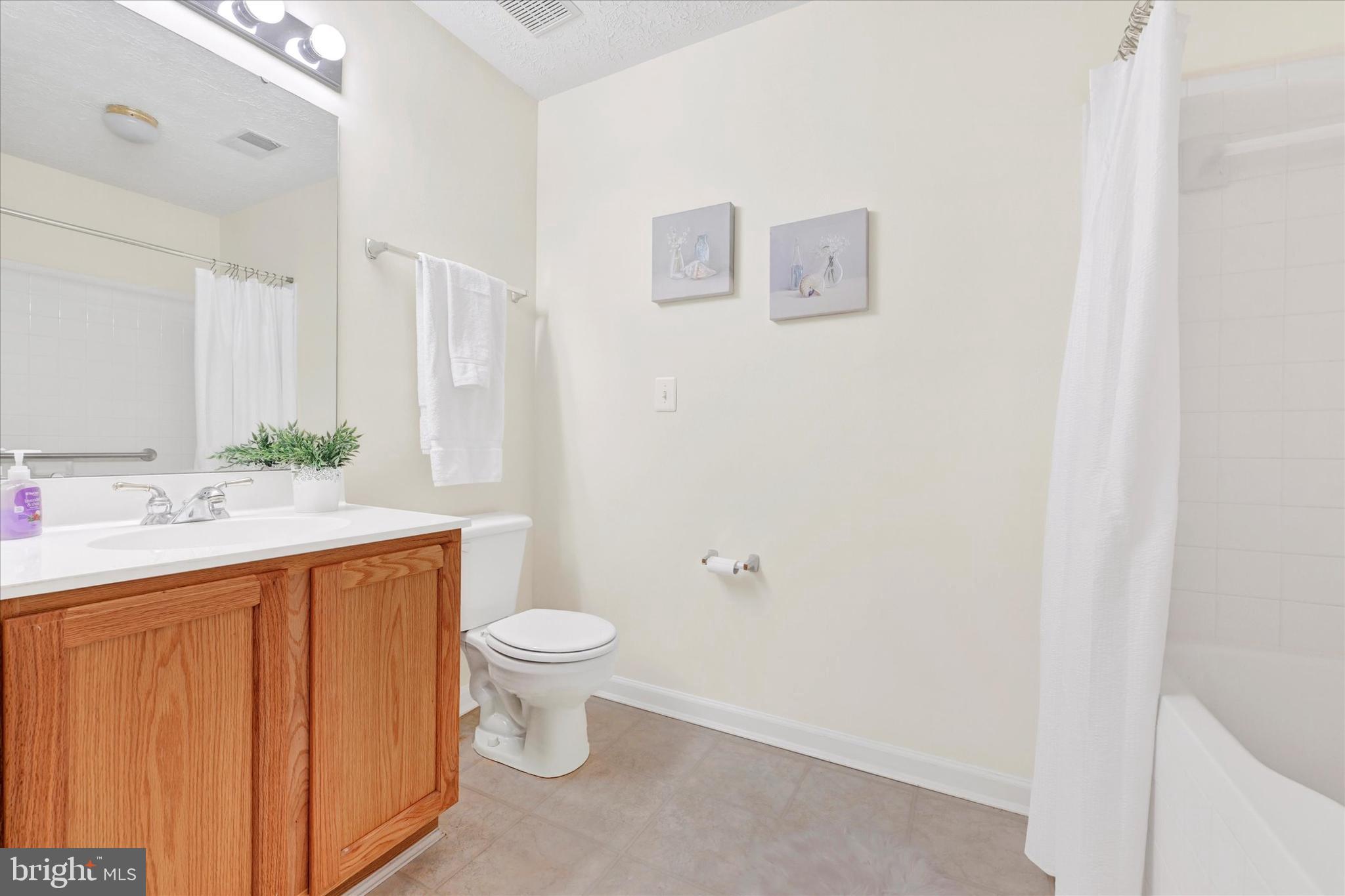 PERRY HALL FARMS GARDEN CONDOS - Residential