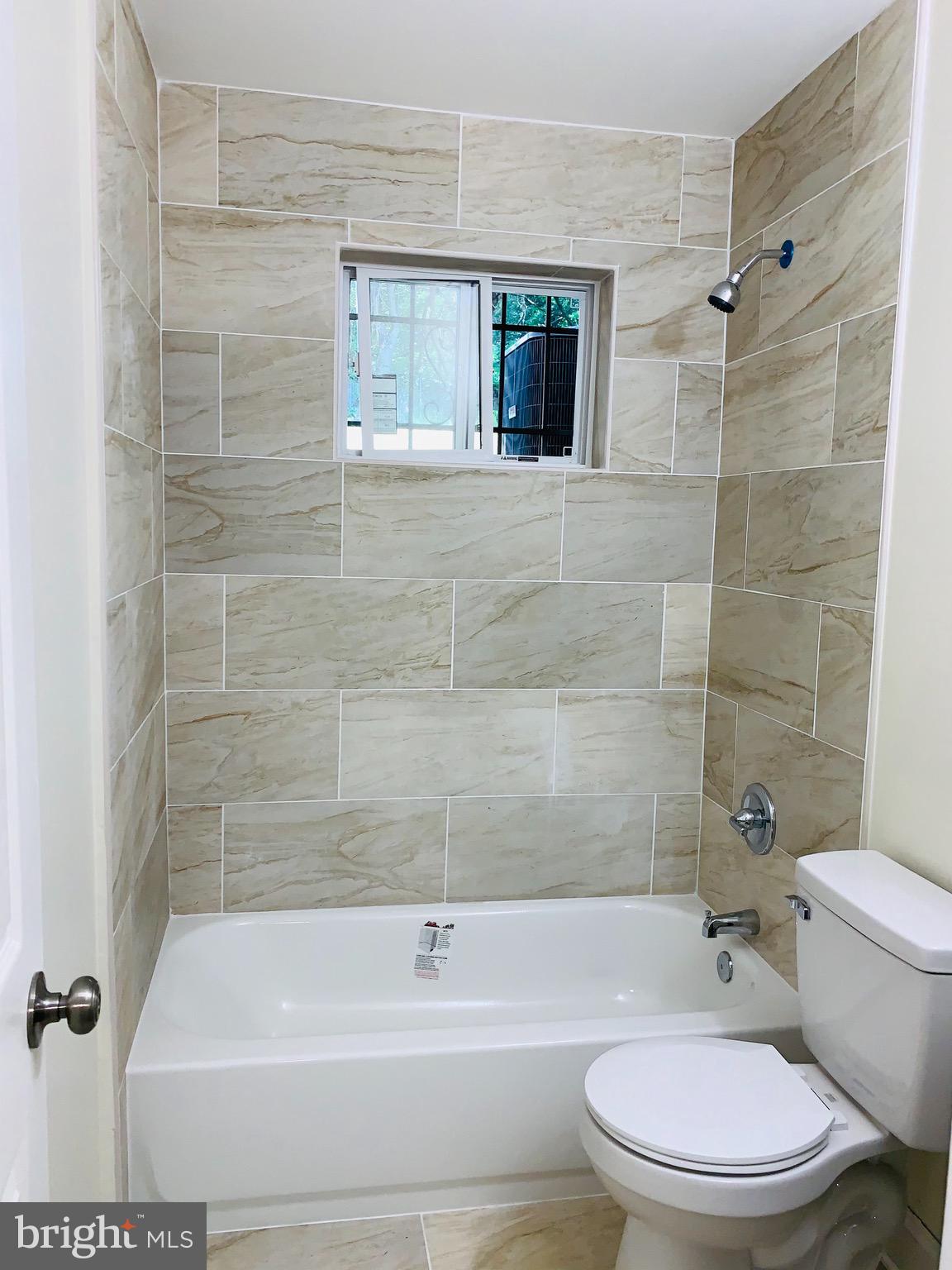 SOUTH LAWN - Residential