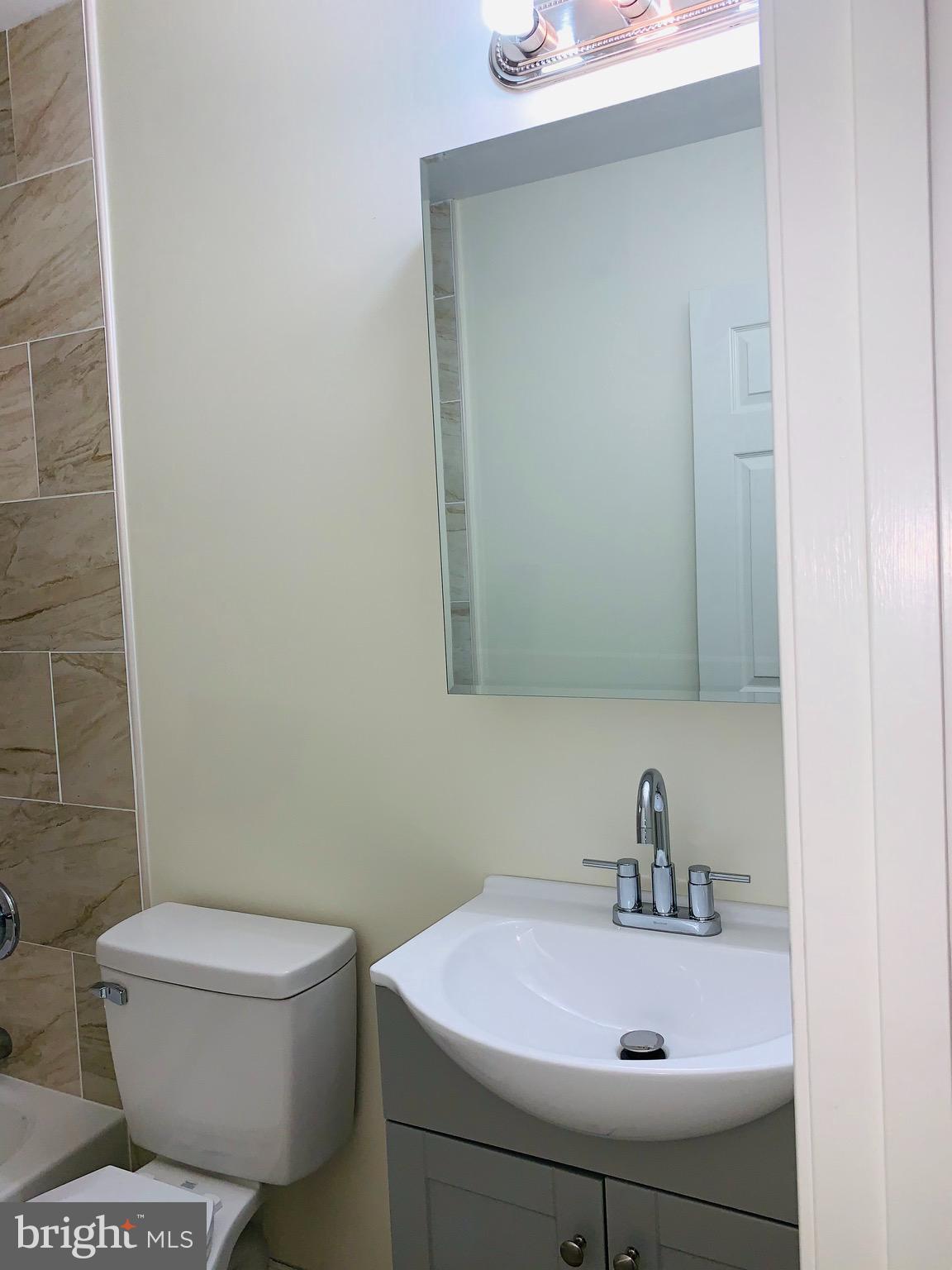 SOUTH LAWN - Residential