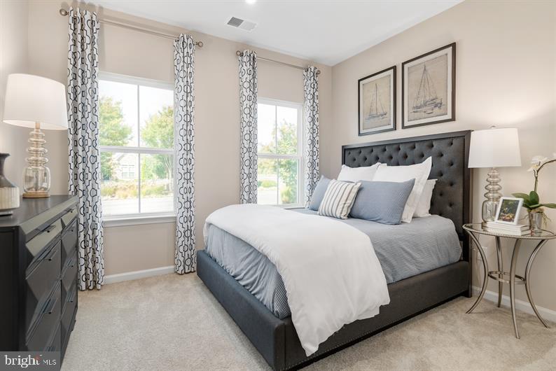 TWO RIVERS - Residential