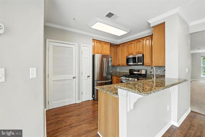 WESTWOOD VILLAGE - Residential Lease