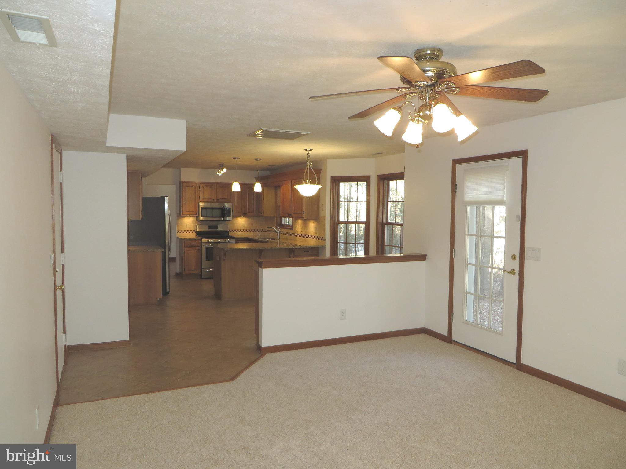 SYCAMORE HOLLOW OF WLDWD - Residential Lease