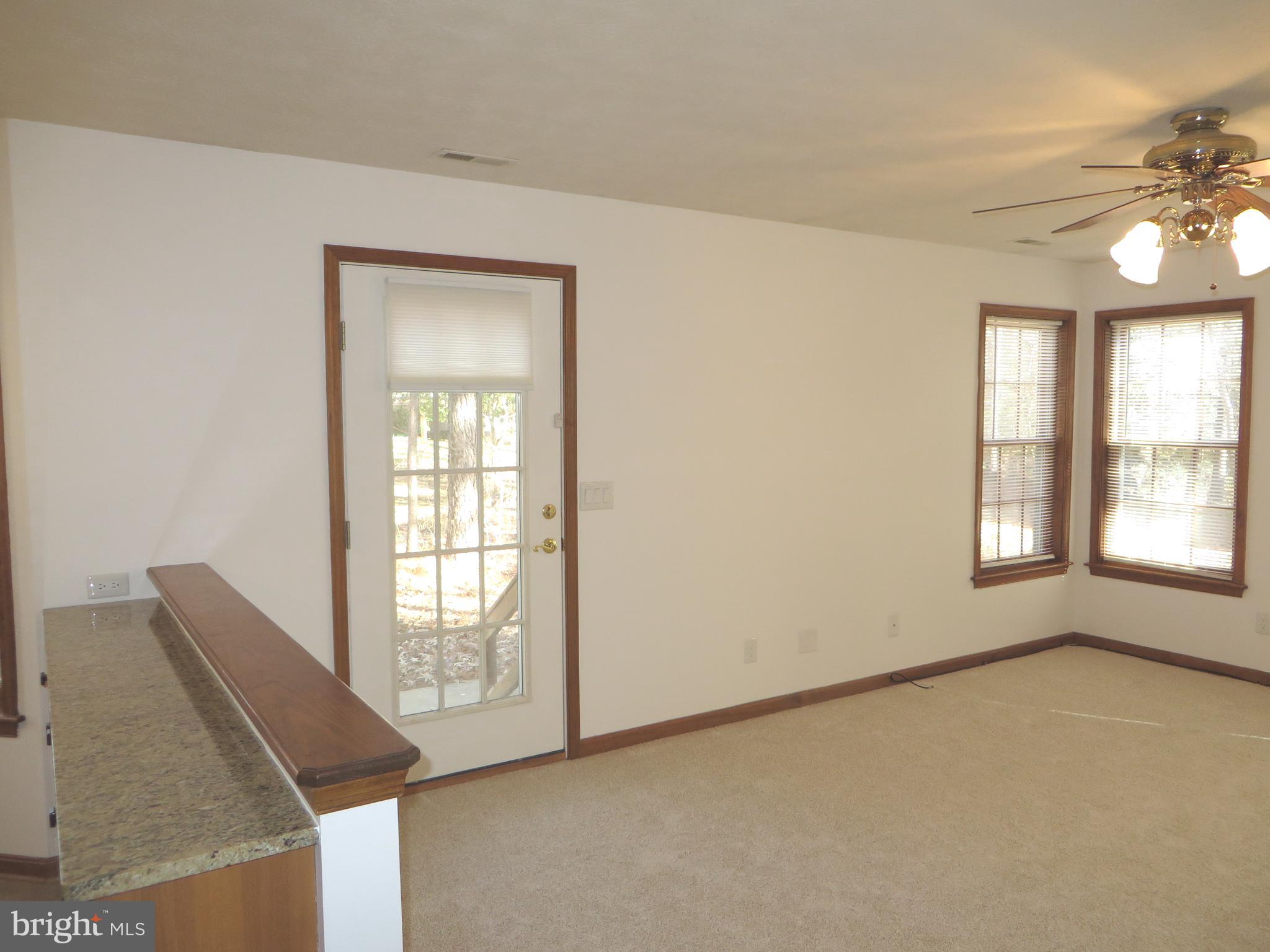 SYCAMORE HOLLOW OF WLDWD - Residential Lease