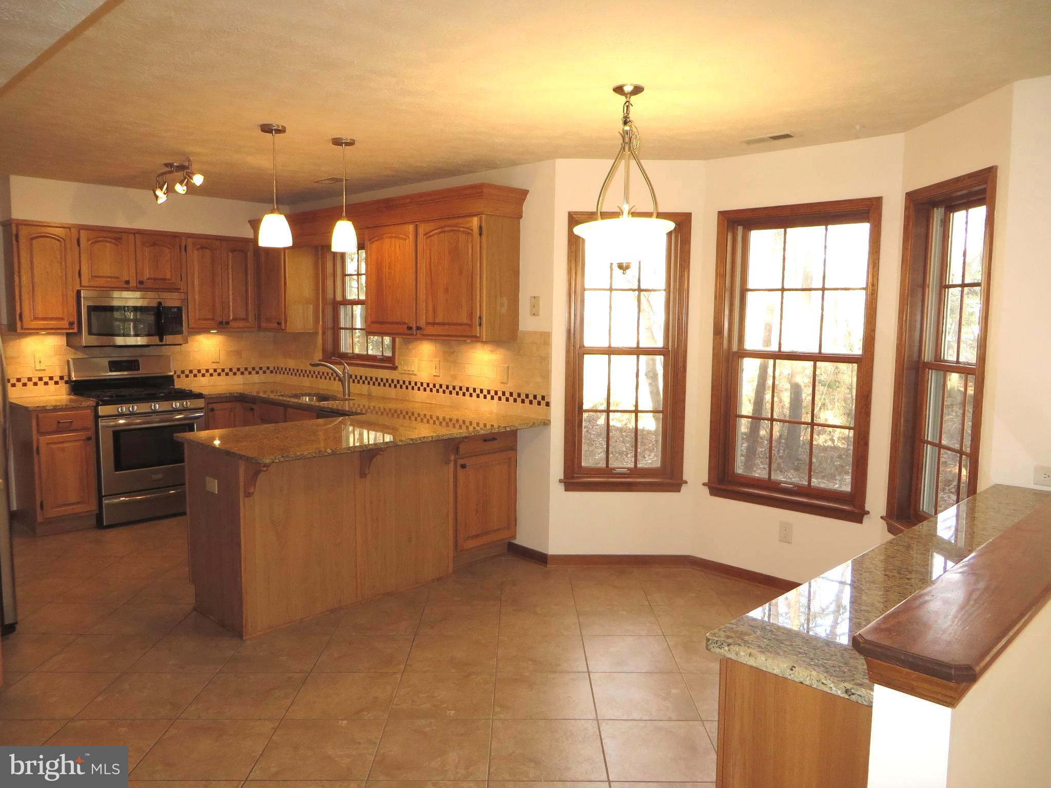 SYCAMORE HOLLOW OF WLDWD - Residential Lease