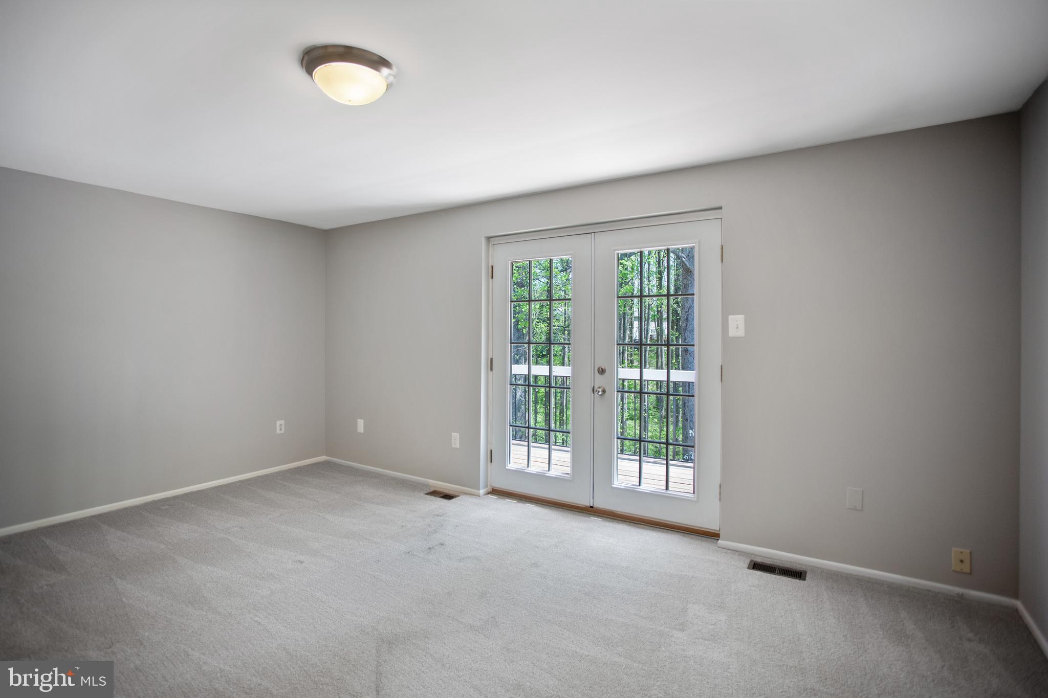 VILLAGE OF HICKORY RIDGE - Residential