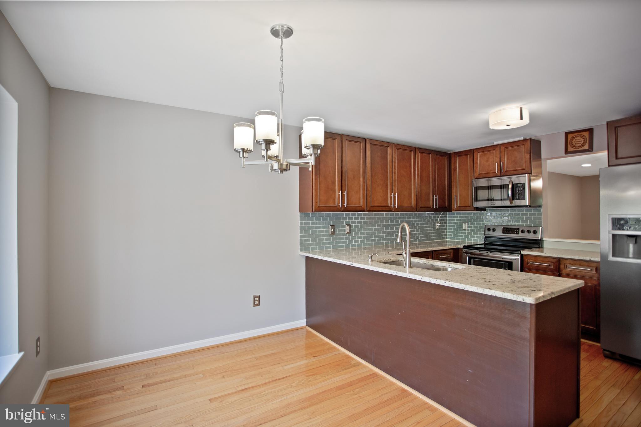 VILLAGE OF HICKORY RIDGE - Residential