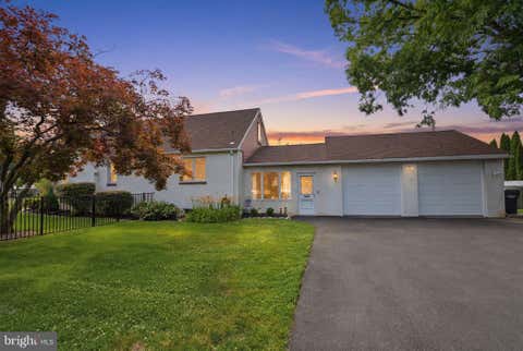 Photo of 2601 Broadway Avenue, HATBORO, PA 19040 (MLS # PAMC2187866)