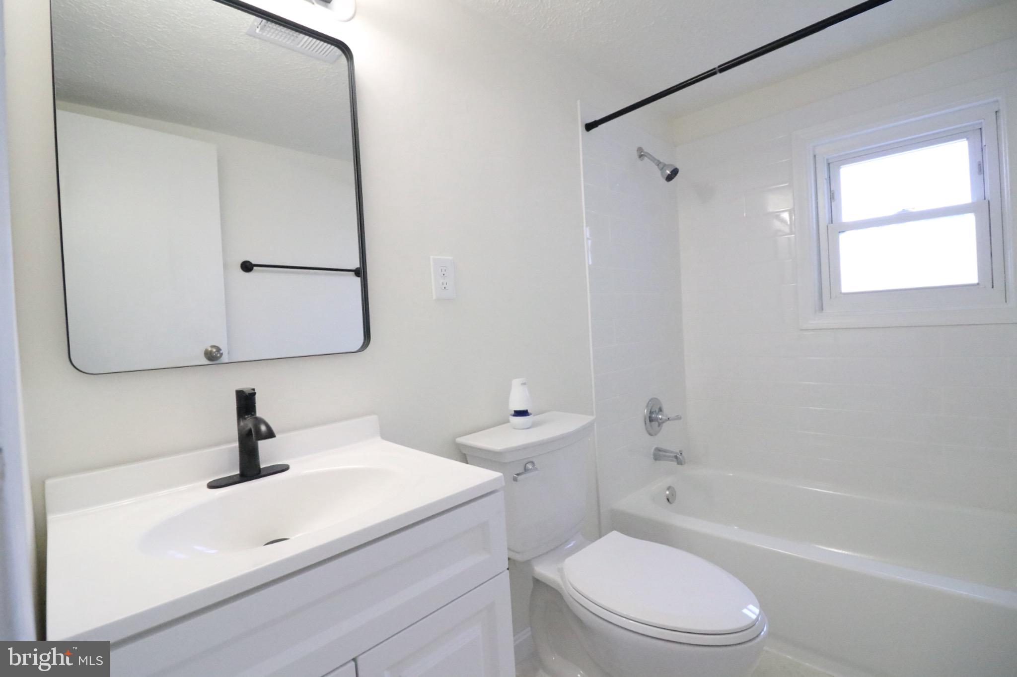 ROCKVILLE - Residential Lease