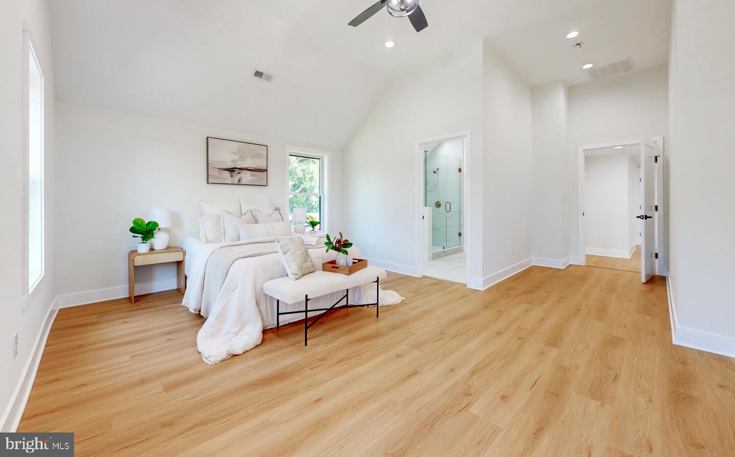 HAMPSTEAD - Residential