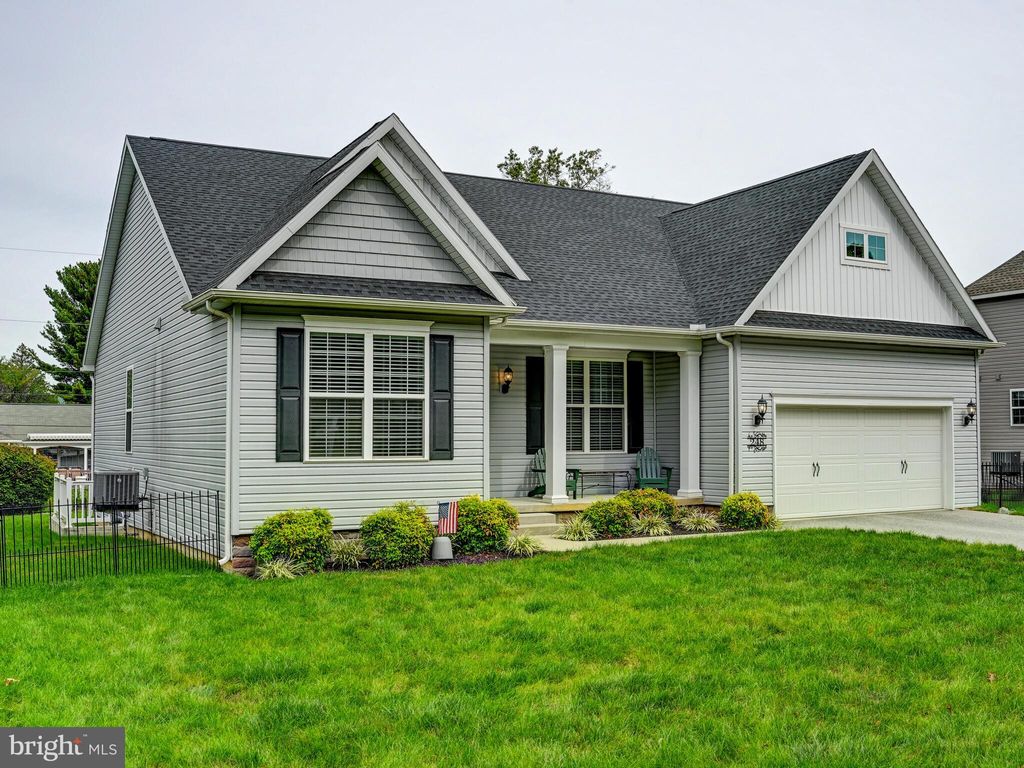 Photo of 248 Deguy Avenue, HANOVER, PA 17331 (MLS # PAYK2090138)