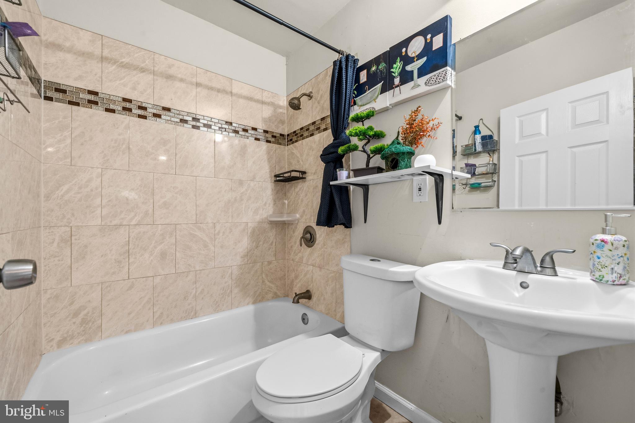 PHELPS ADDN TO FORESTVIL - Residential