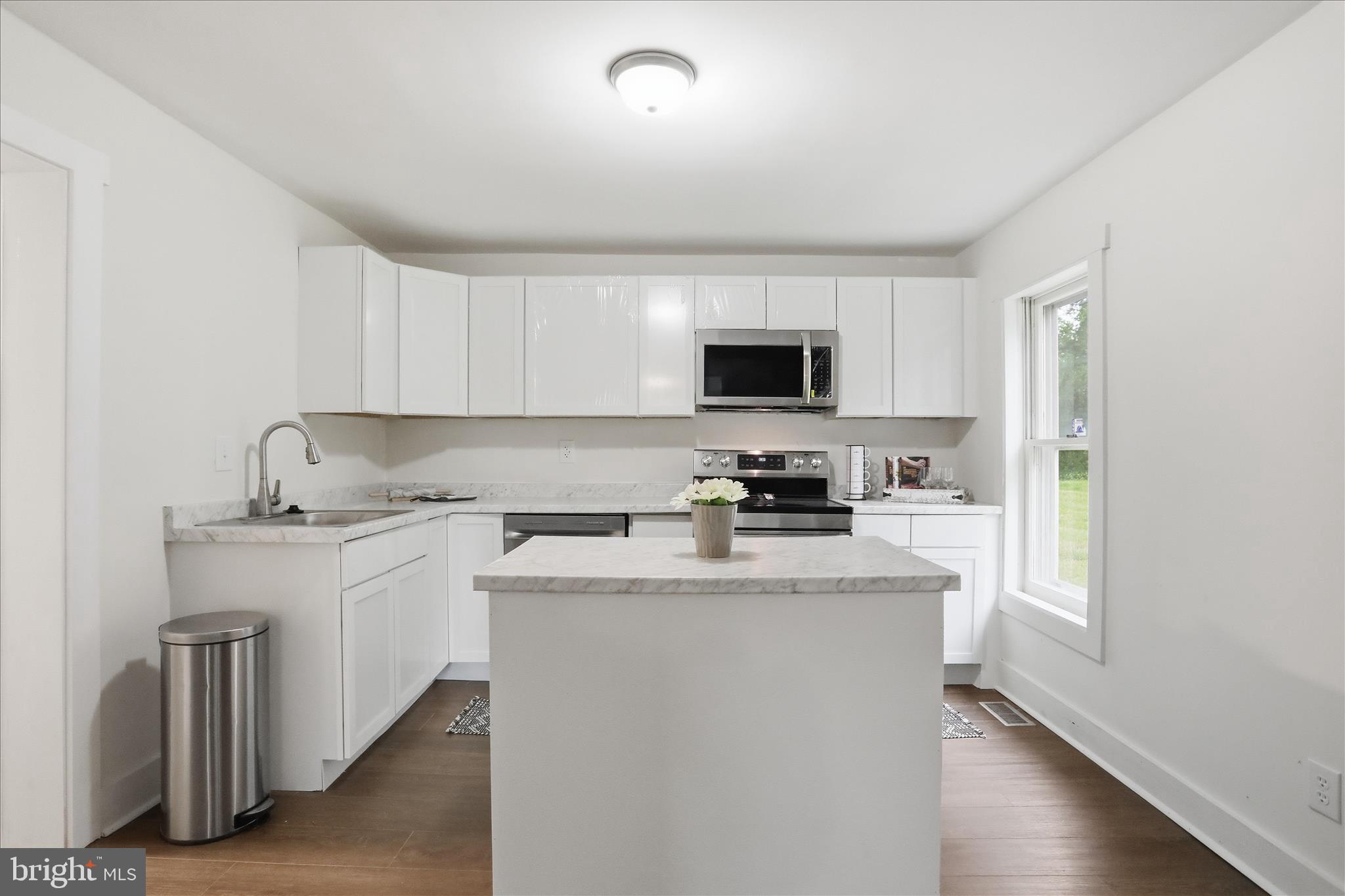 ARDEN DISTRICT - Residential
