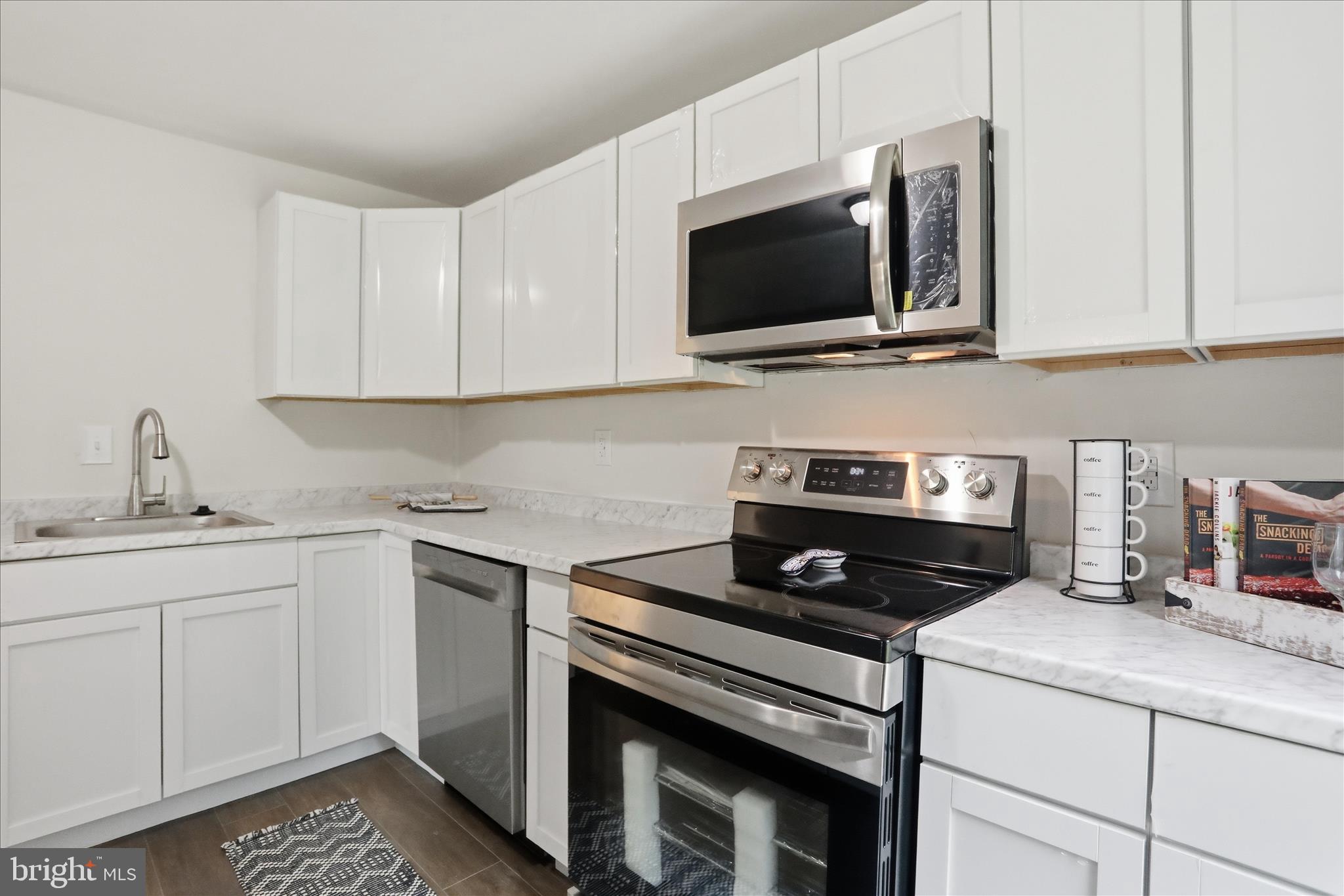 ARDEN DISTRICT - Residential