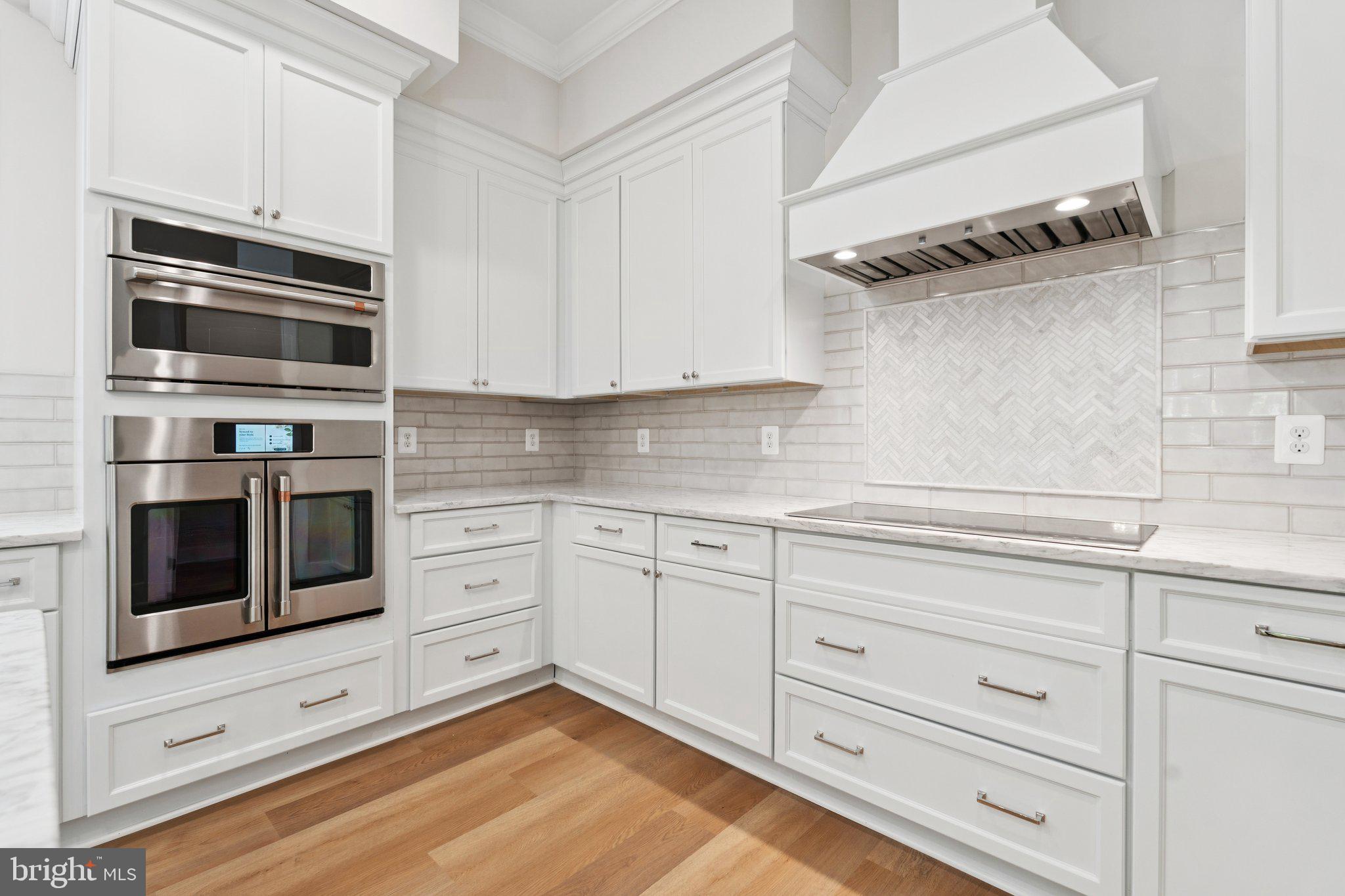 REGULARS - Residential