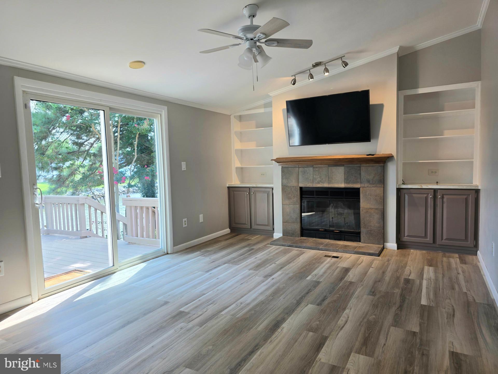 MYSTIC HARBOUR - Residential