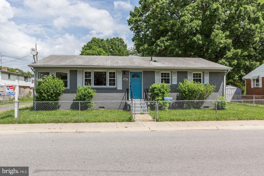 Modern Decadence in Indian Head! This gorgeous home has all the bells & whistles featuring 3 Bd/2 full baths, gourmet kitchen with granite countertops & SS appliances. Beautiful sun filled sunroom for dining or entertaining. OVERSIZED backyard - perfect 4 a pool. Washer/Dryer & Central Air/Heat. Close to shopping & entertainment with easy access to the navy base. Easy commute to DC.