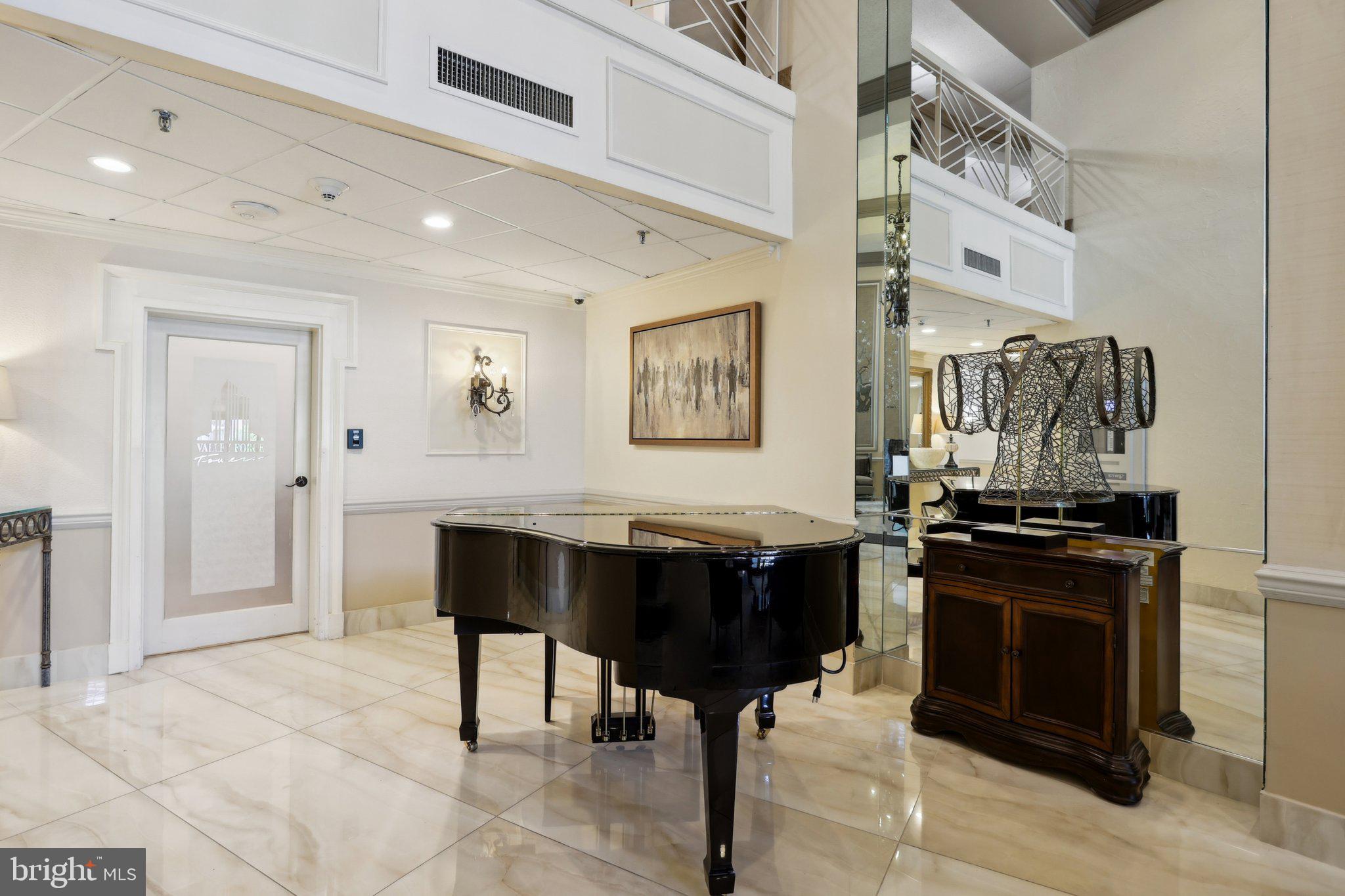 VALLEY FORGE TOWER - Residential