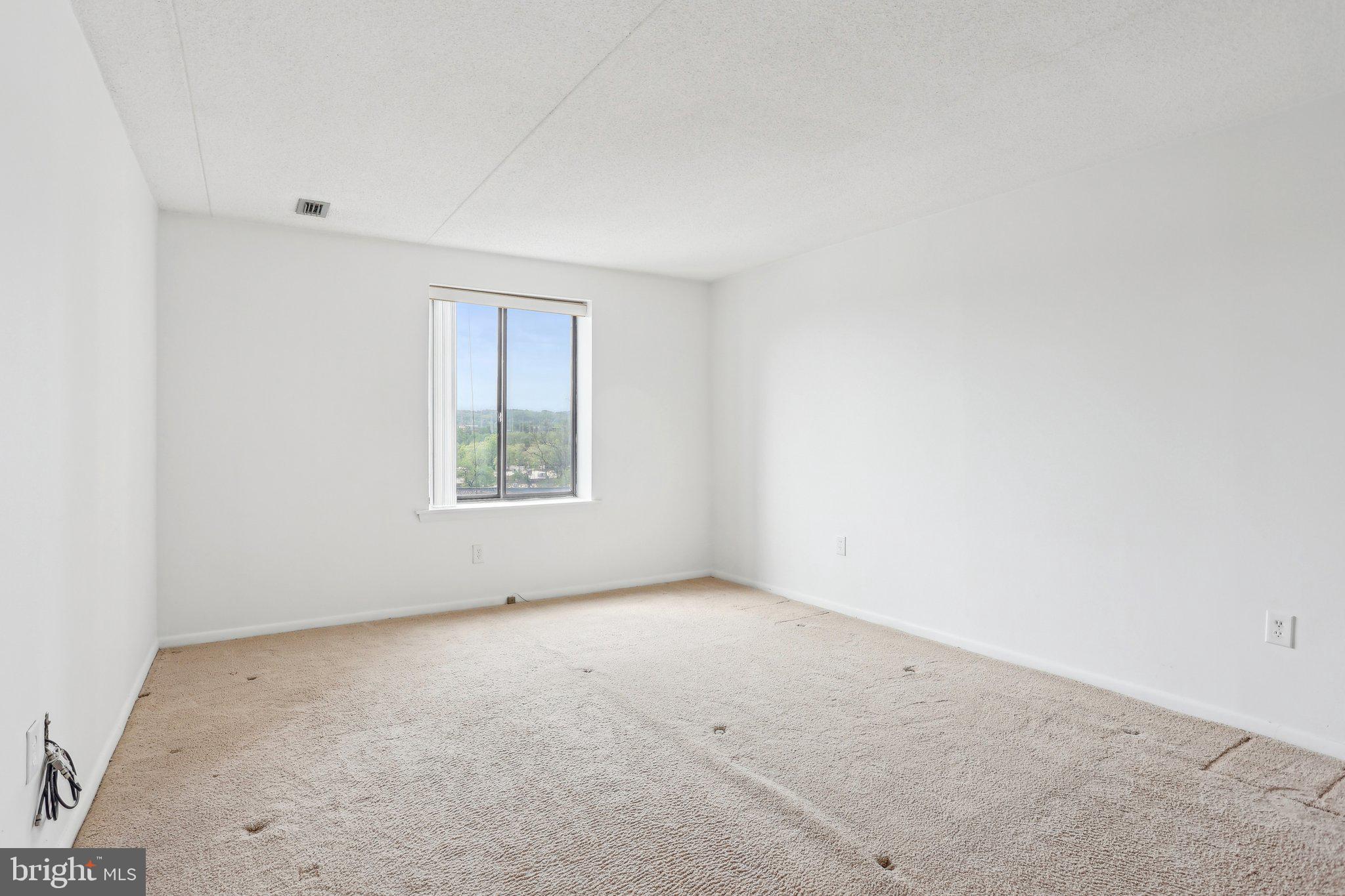 VALLEY FORGE TOWER - Residential