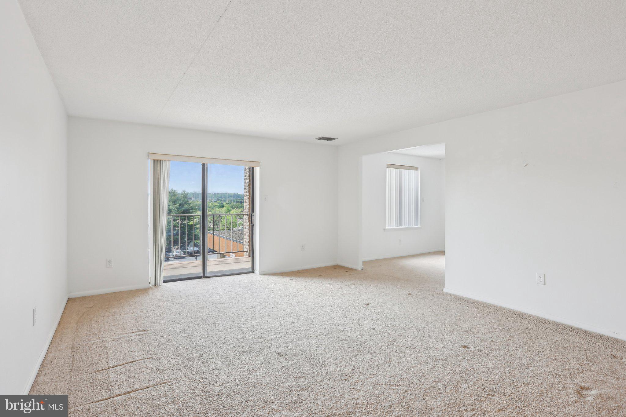 VALLEY FORGE TOWER - Residential