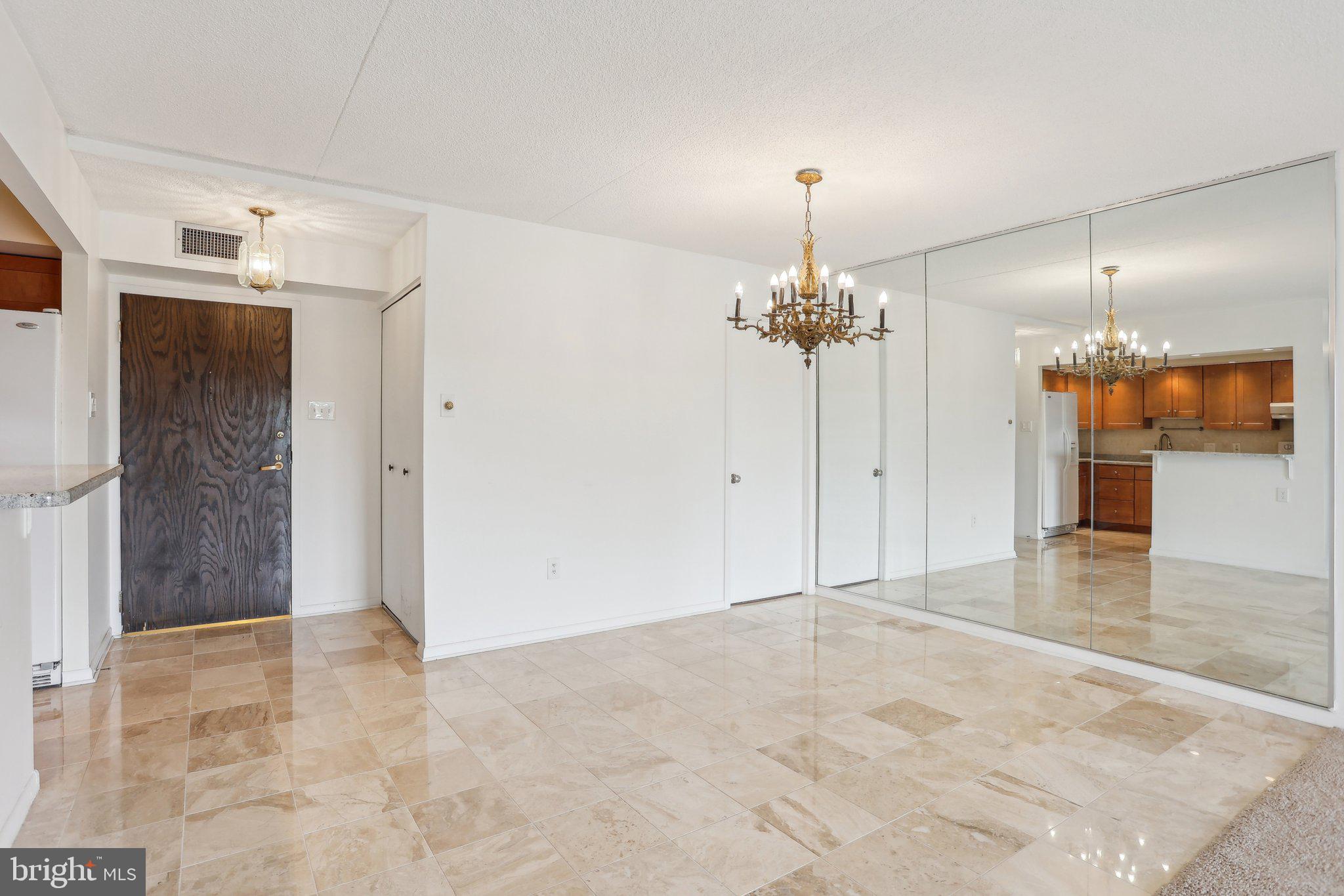 VALLEY FORGE TOWER - Residential