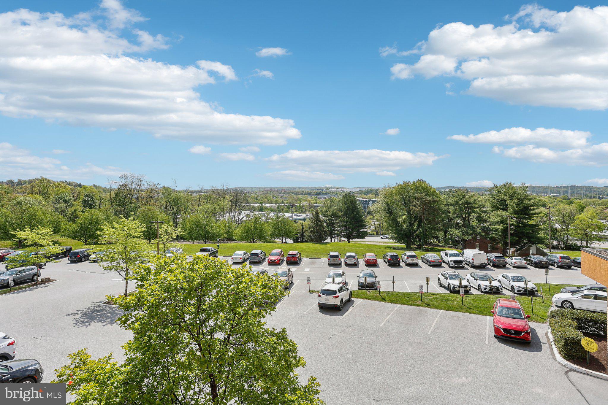 VALLEY FORGE TOWER - Residential