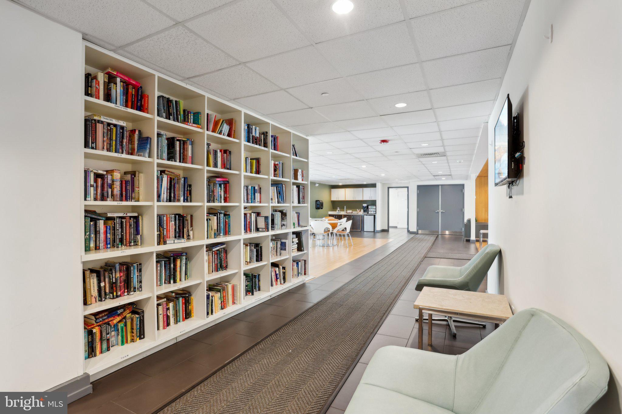 VALLEY FORGE TOWER - Residential