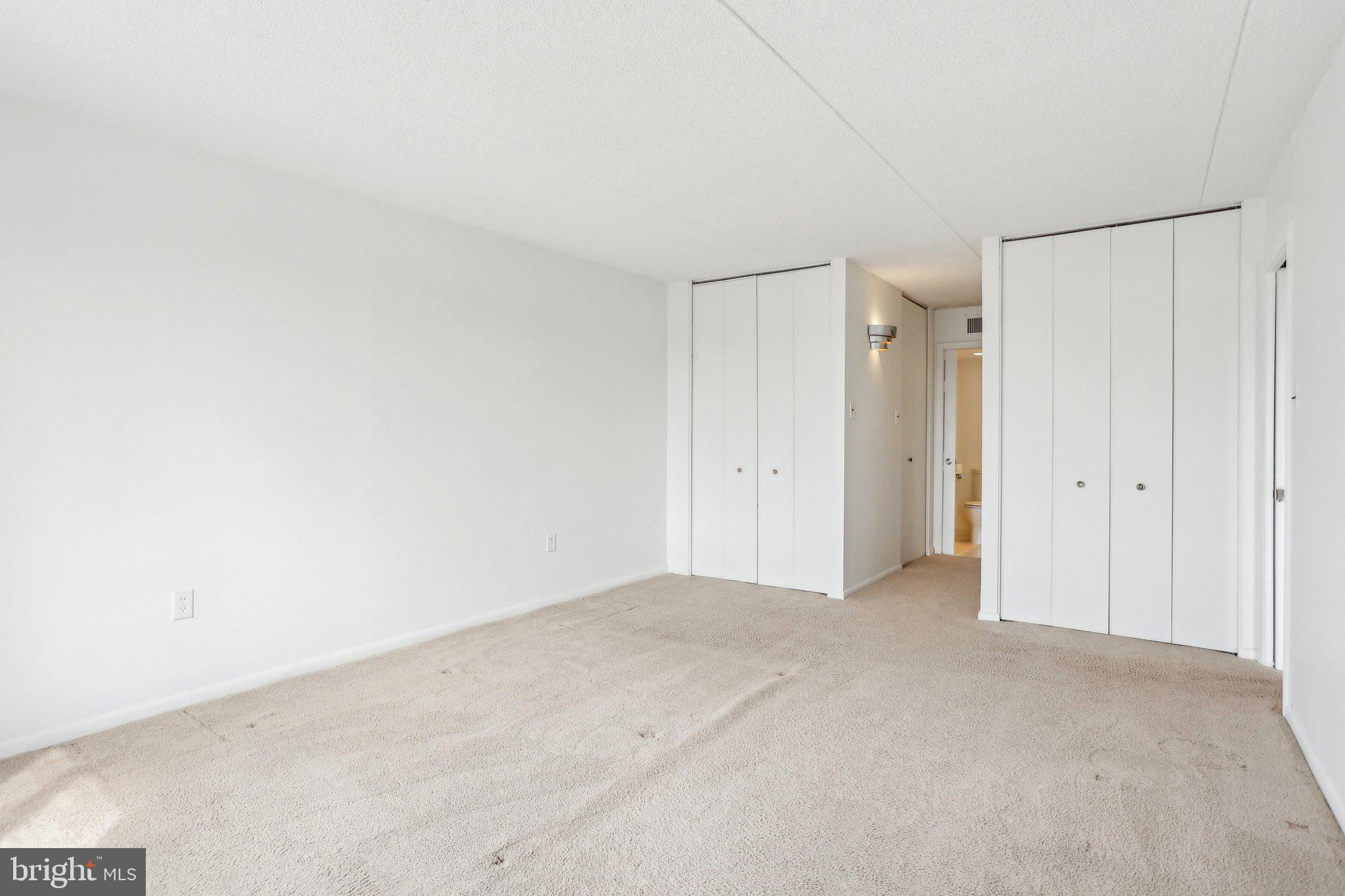 VALLEY FORGE TOWER - Residential