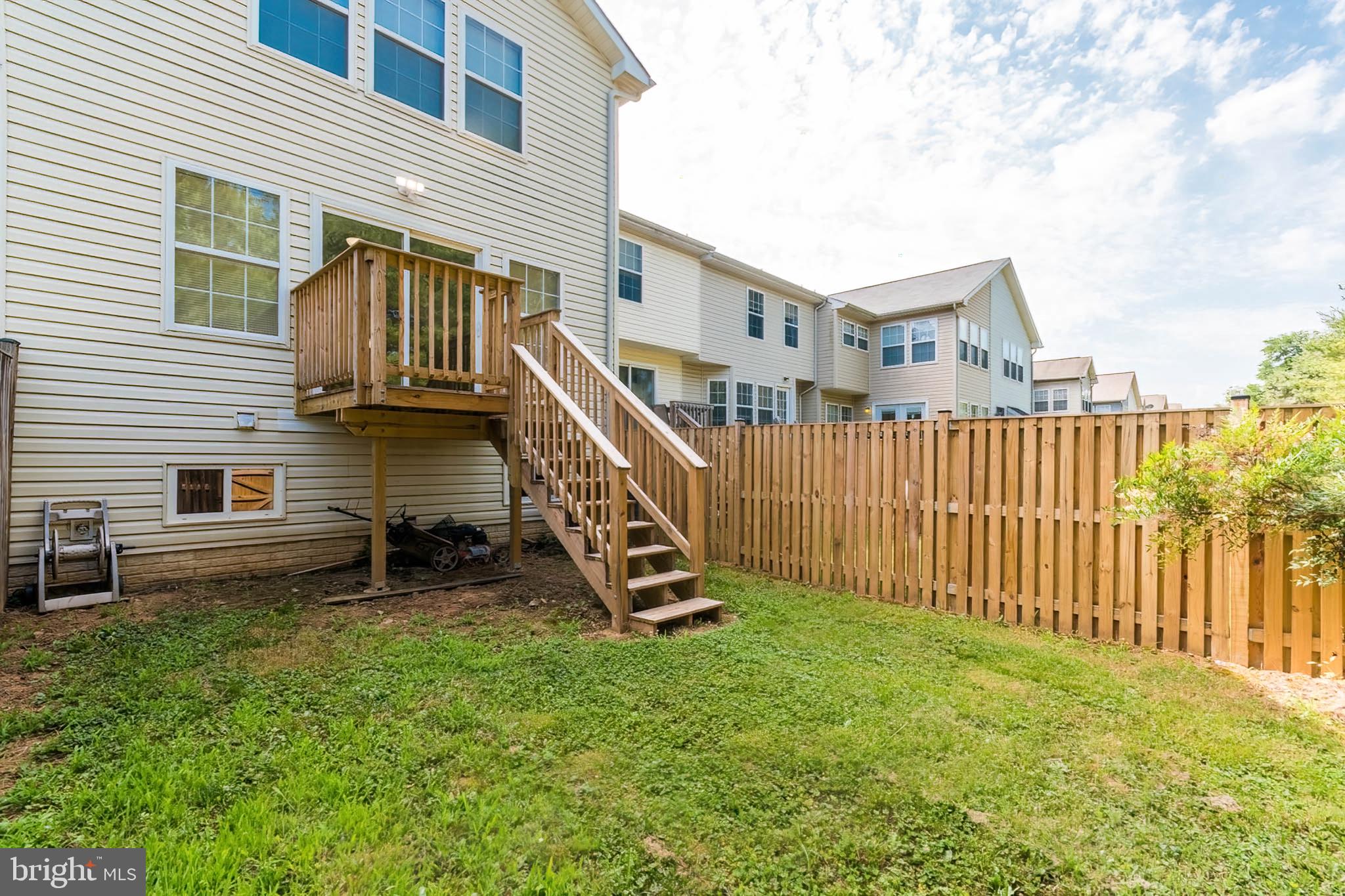 COUNTY GREEN - Residential