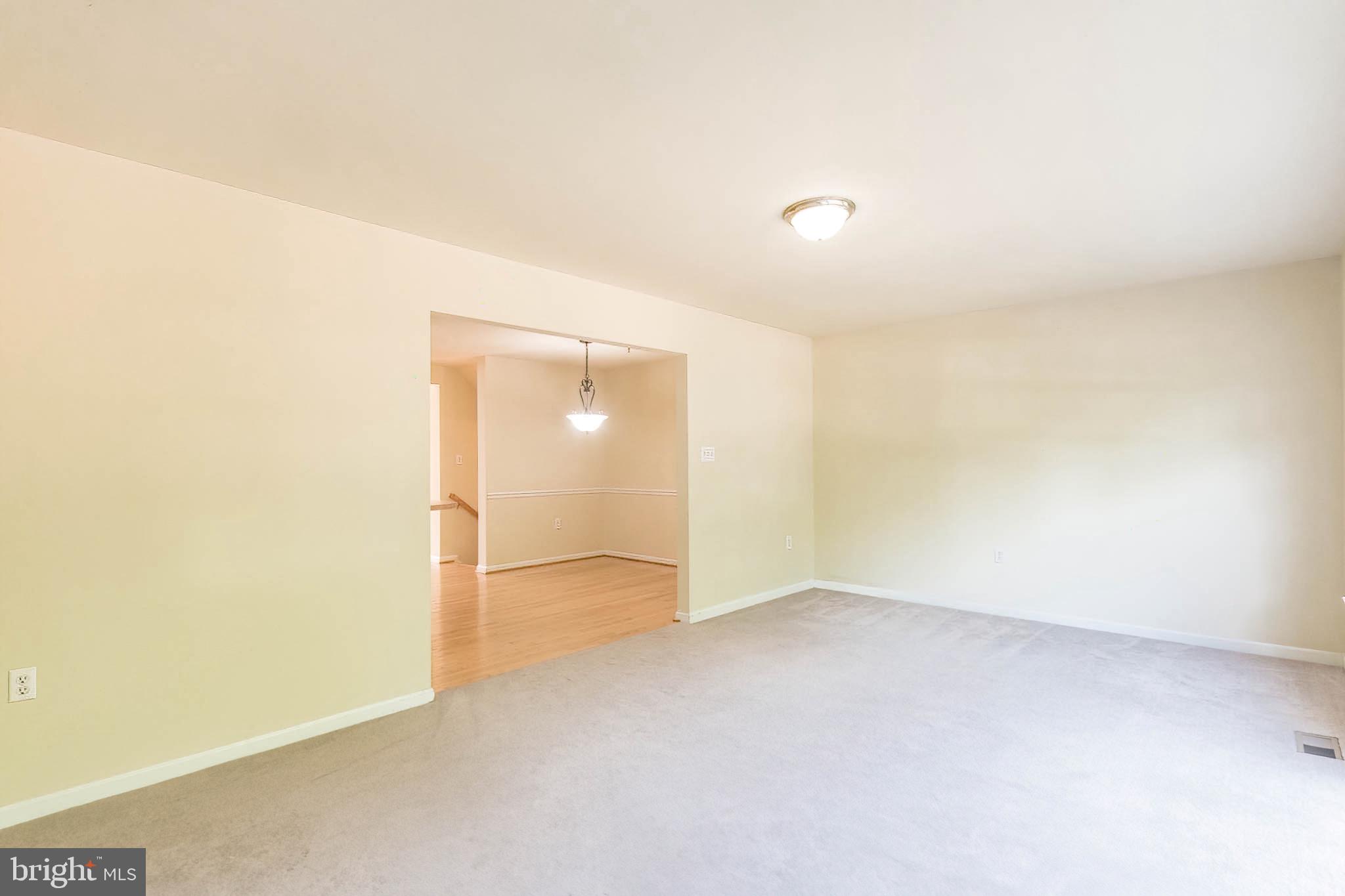 COUNTY GREEN - Residential