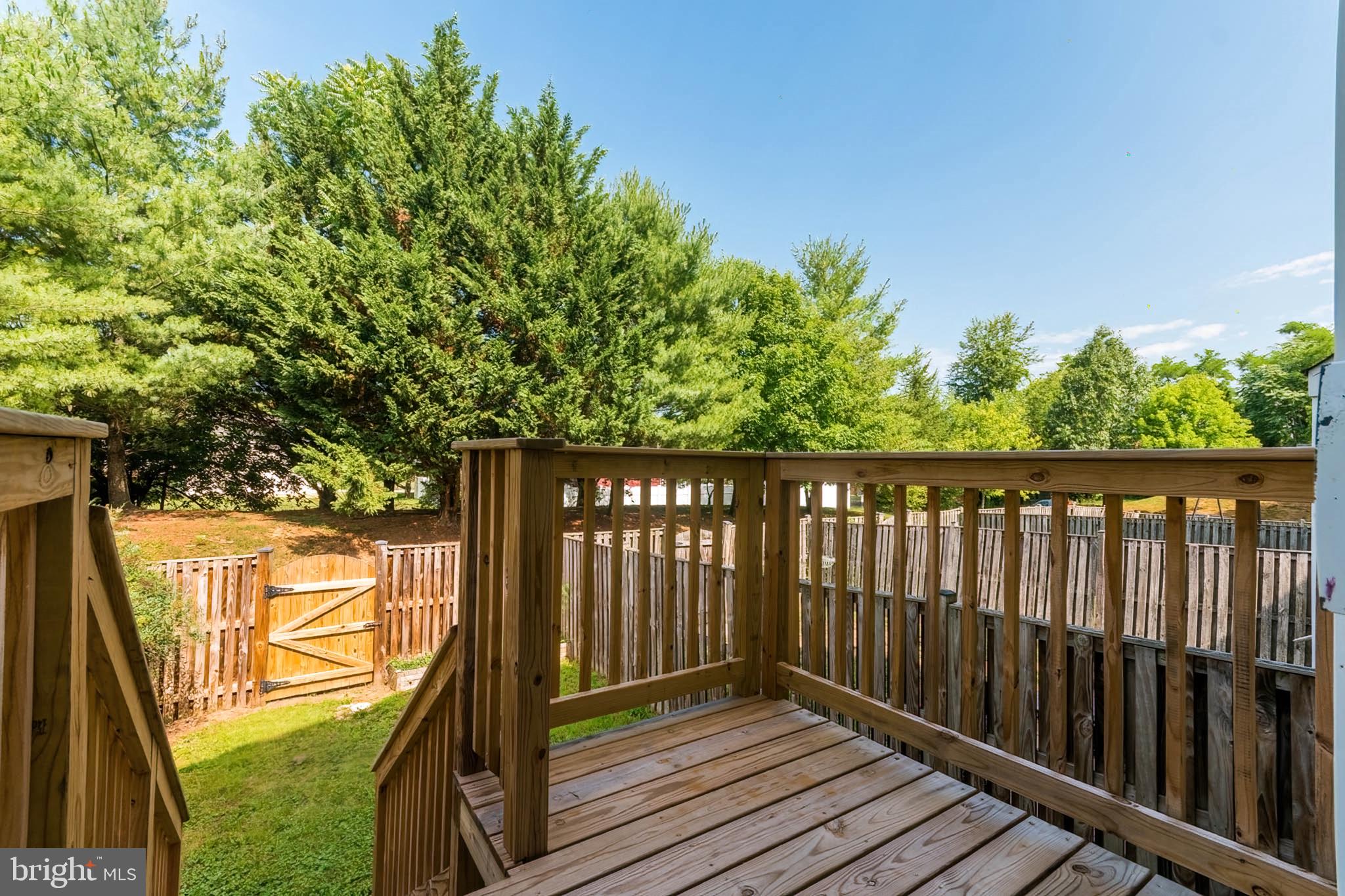 COUNTY GREEN - Residential