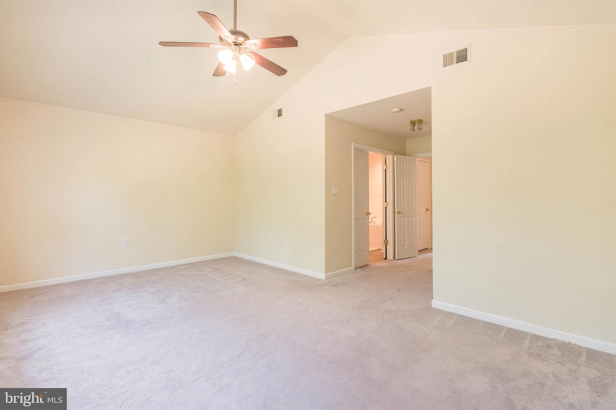 COUNTY GREEN - Residential