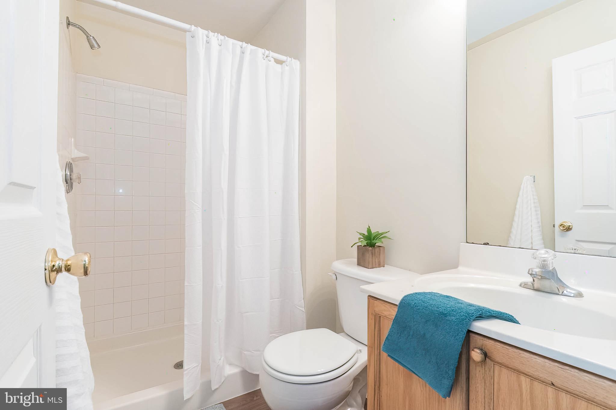 COUNTY GREEN - Residential