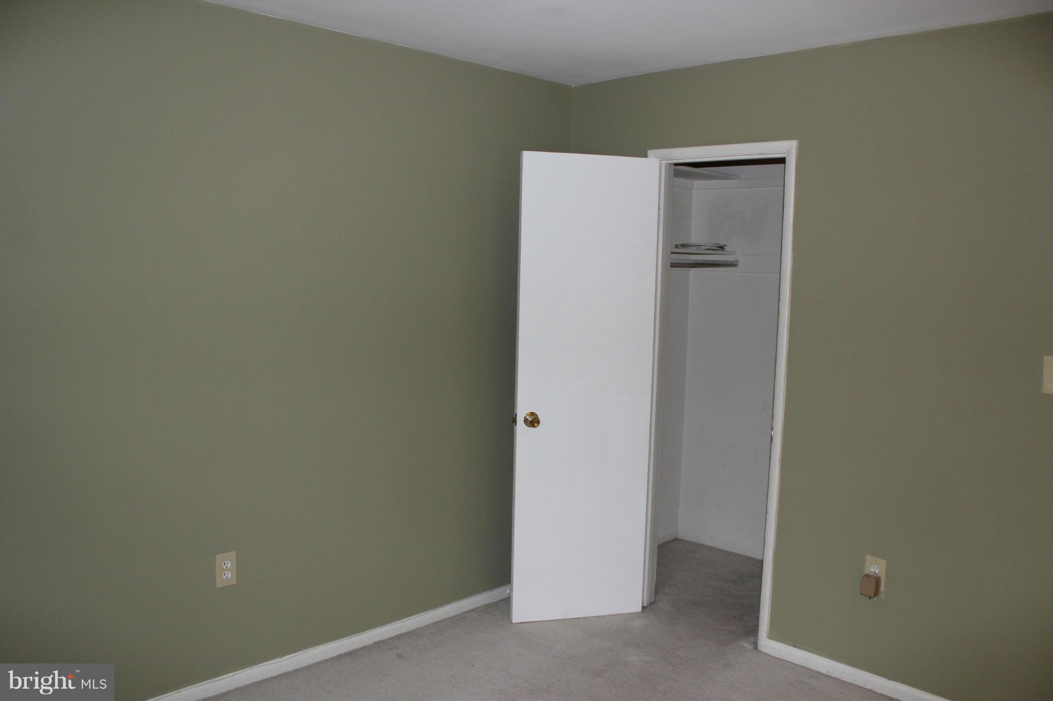 BRYANT WOODS - Residential Lease