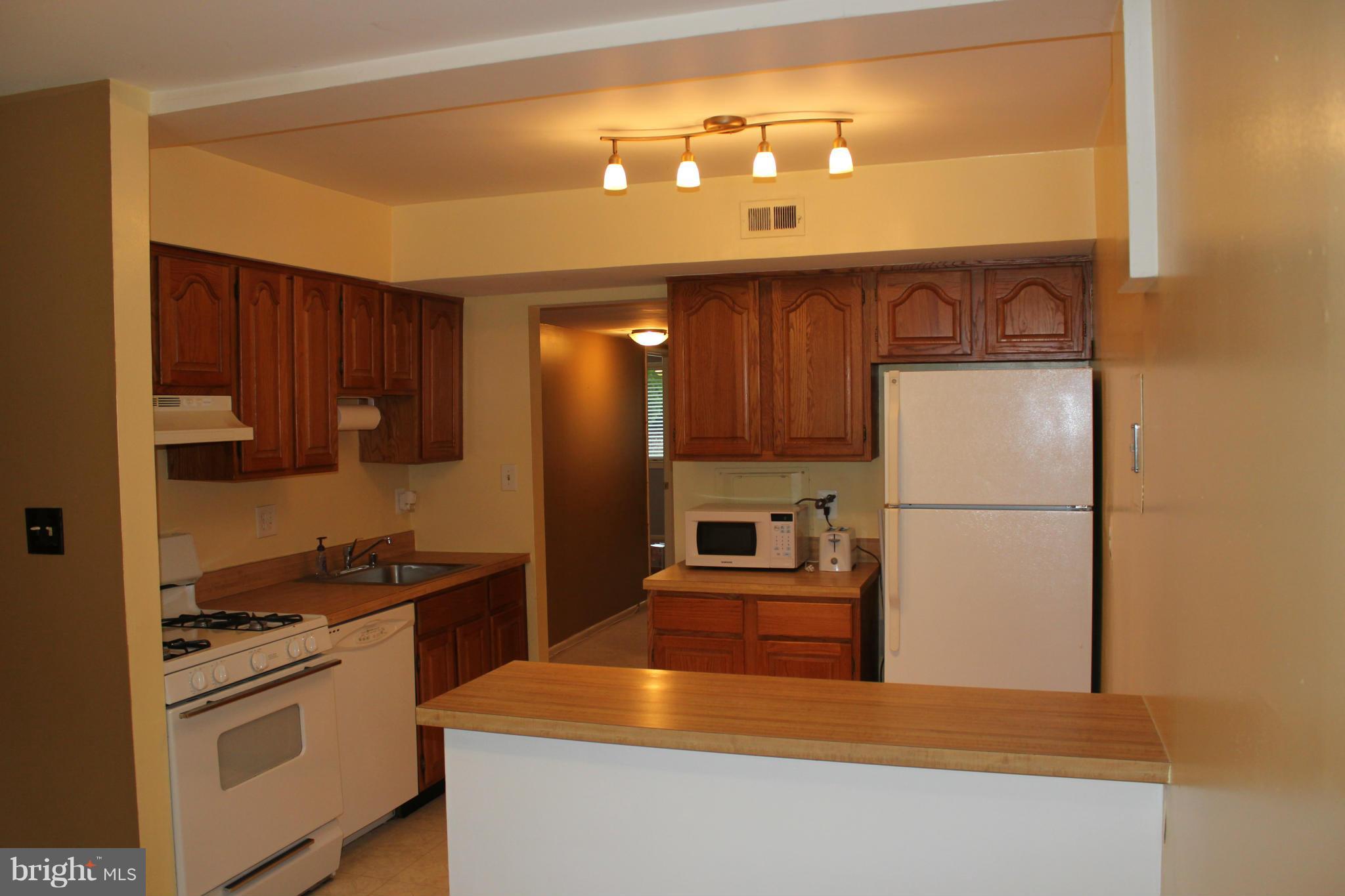 BRYANT WOODS - Residential Lease